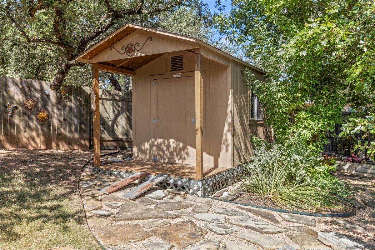 MLS #1035669 image #32