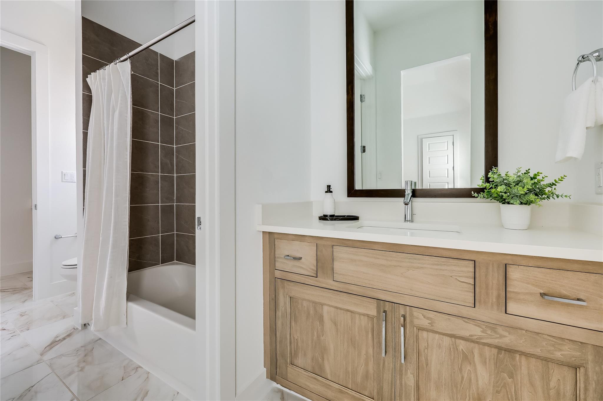 MLS #1953557 image #21