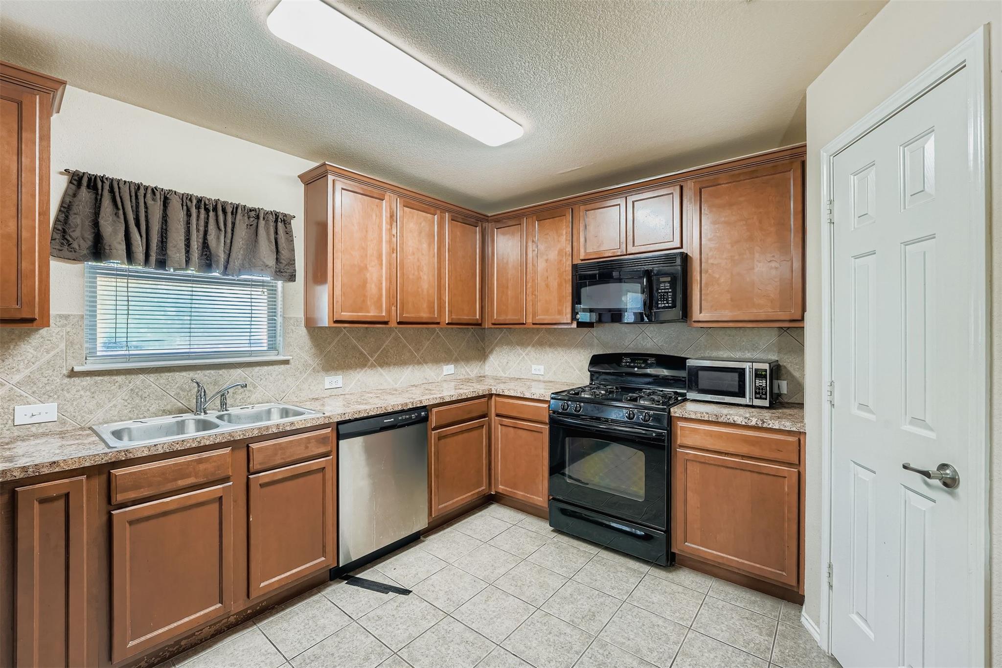 MLS #1960421 image #11