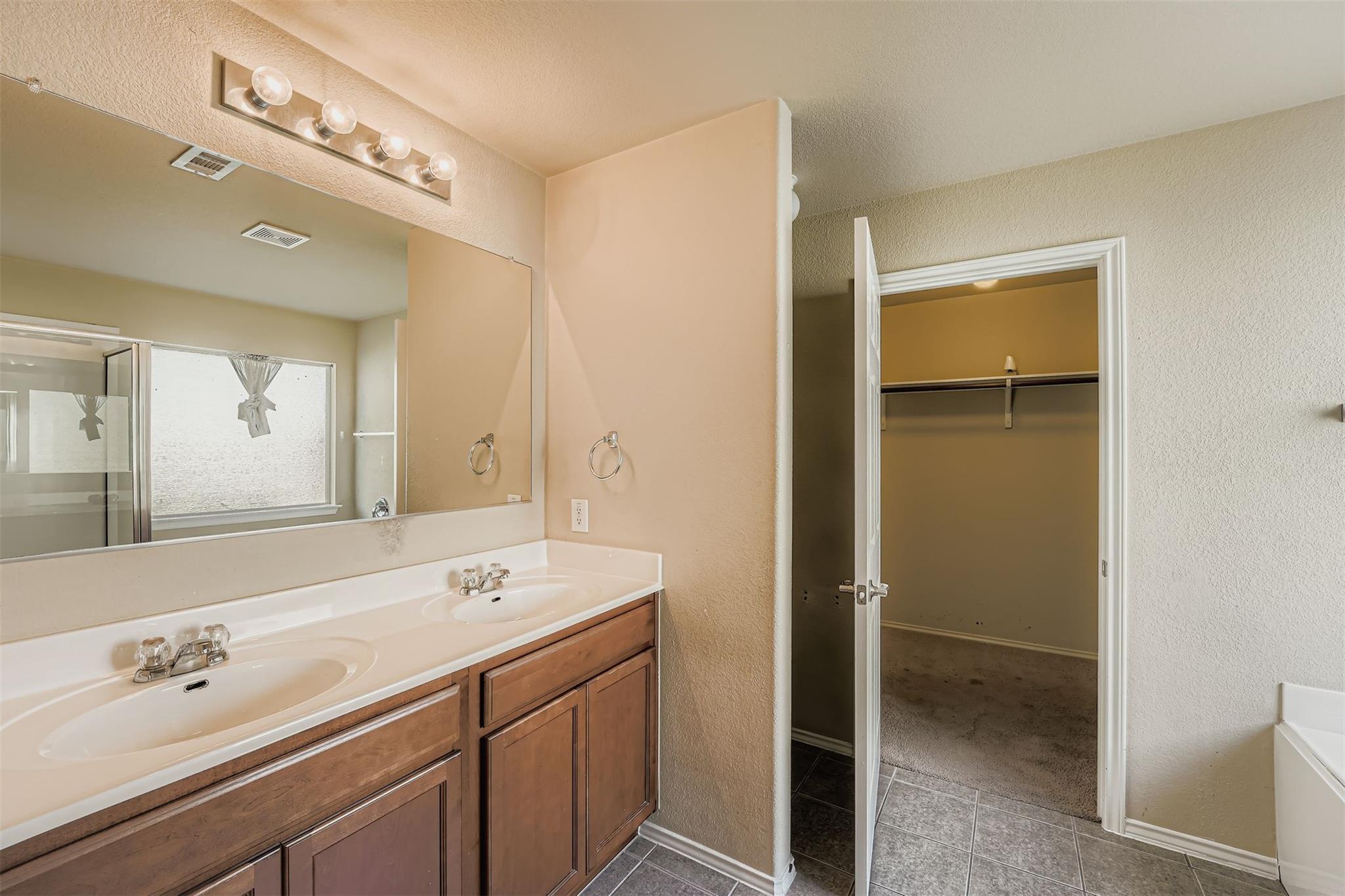 MLS #1960421 image #14