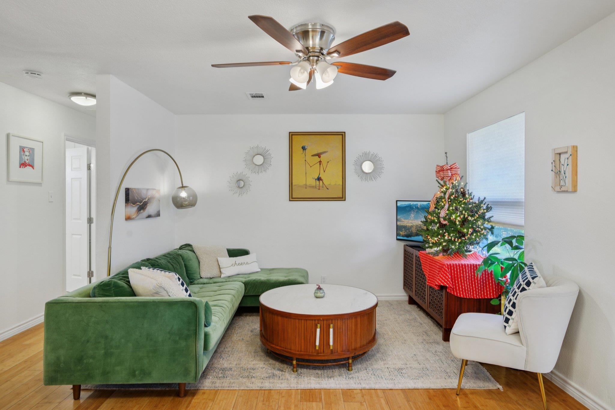 MLS #1961830 image #2