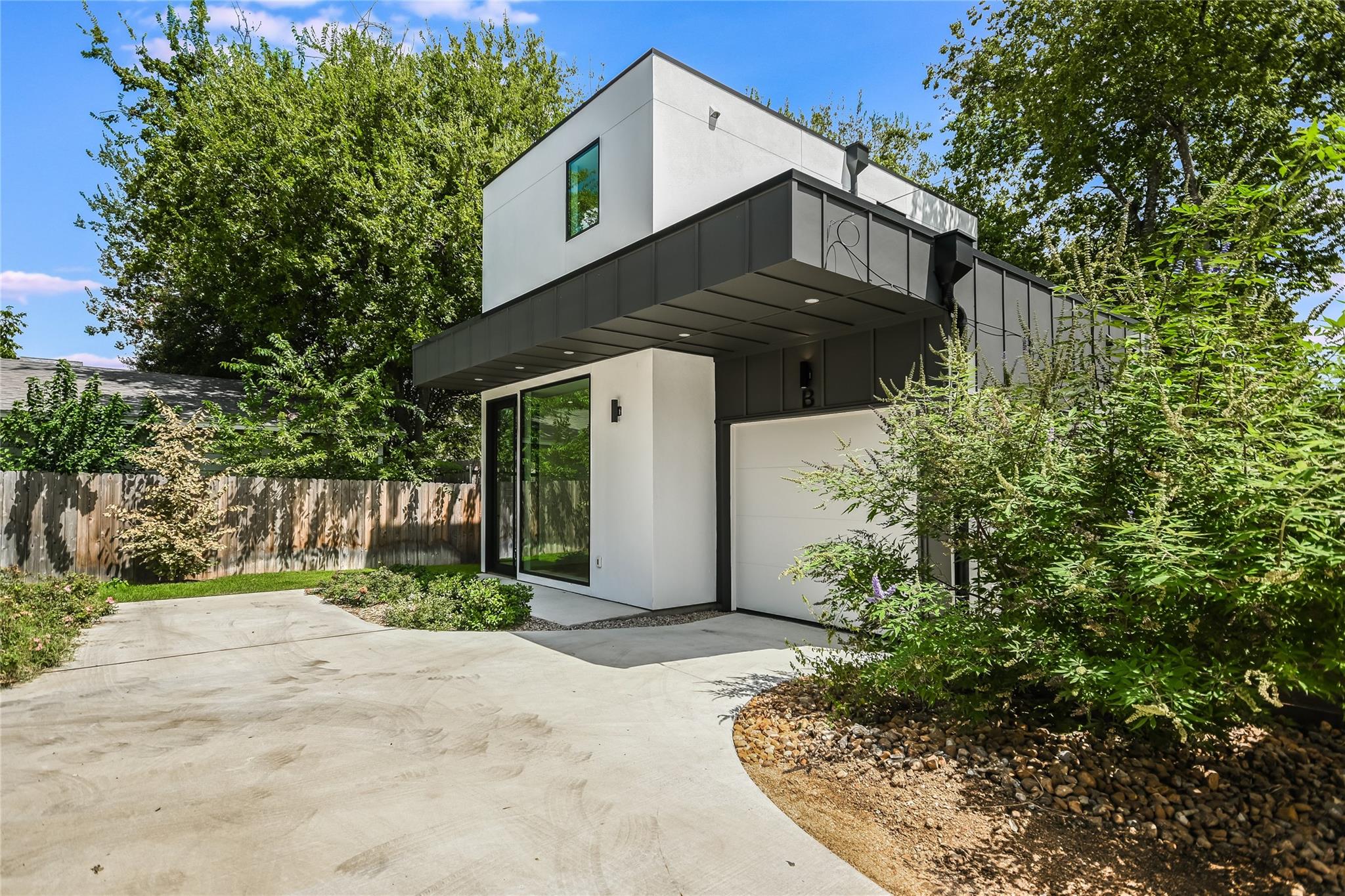 MLS #1978080 image #1