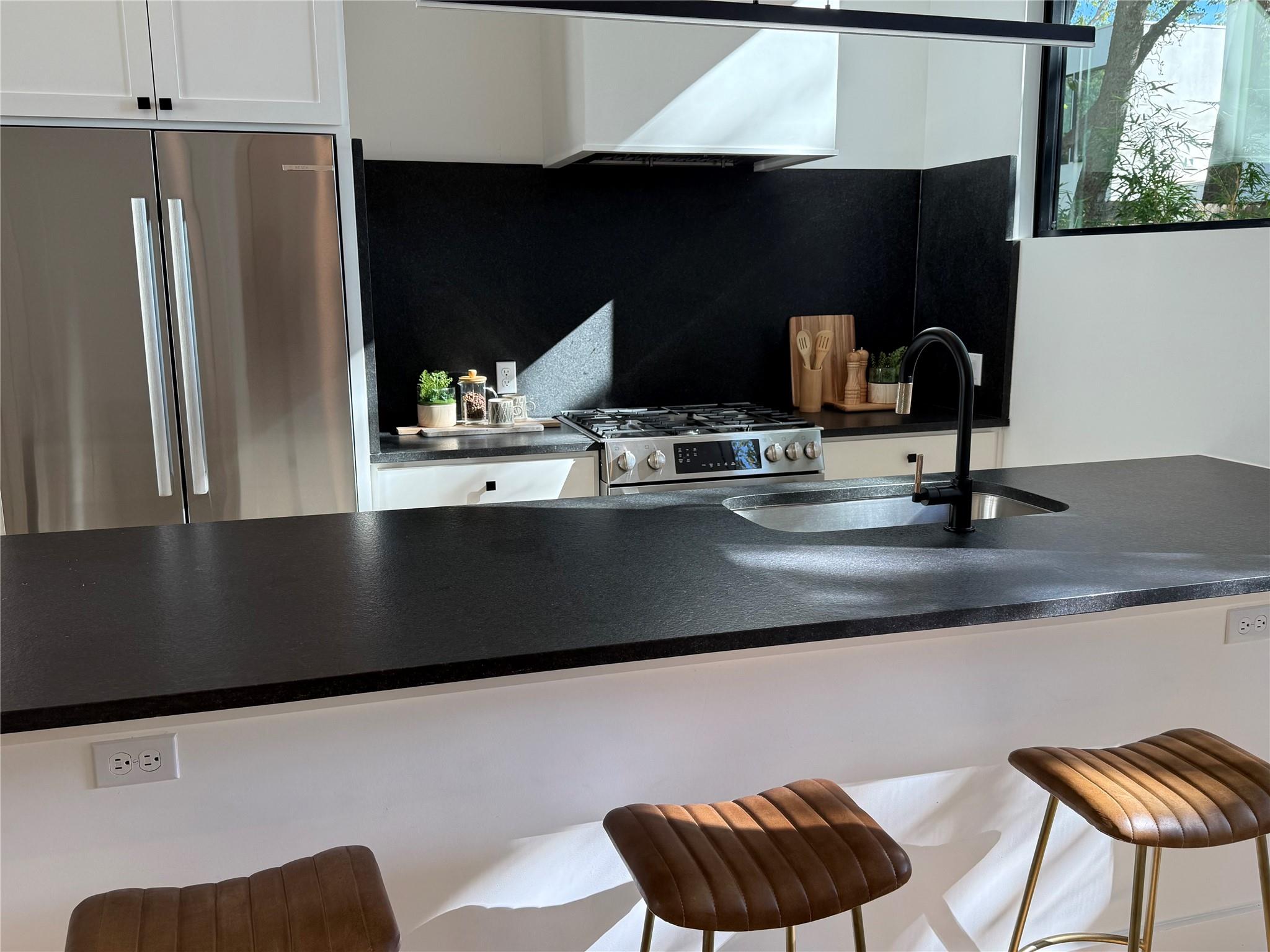 MLS #1978080 image #12