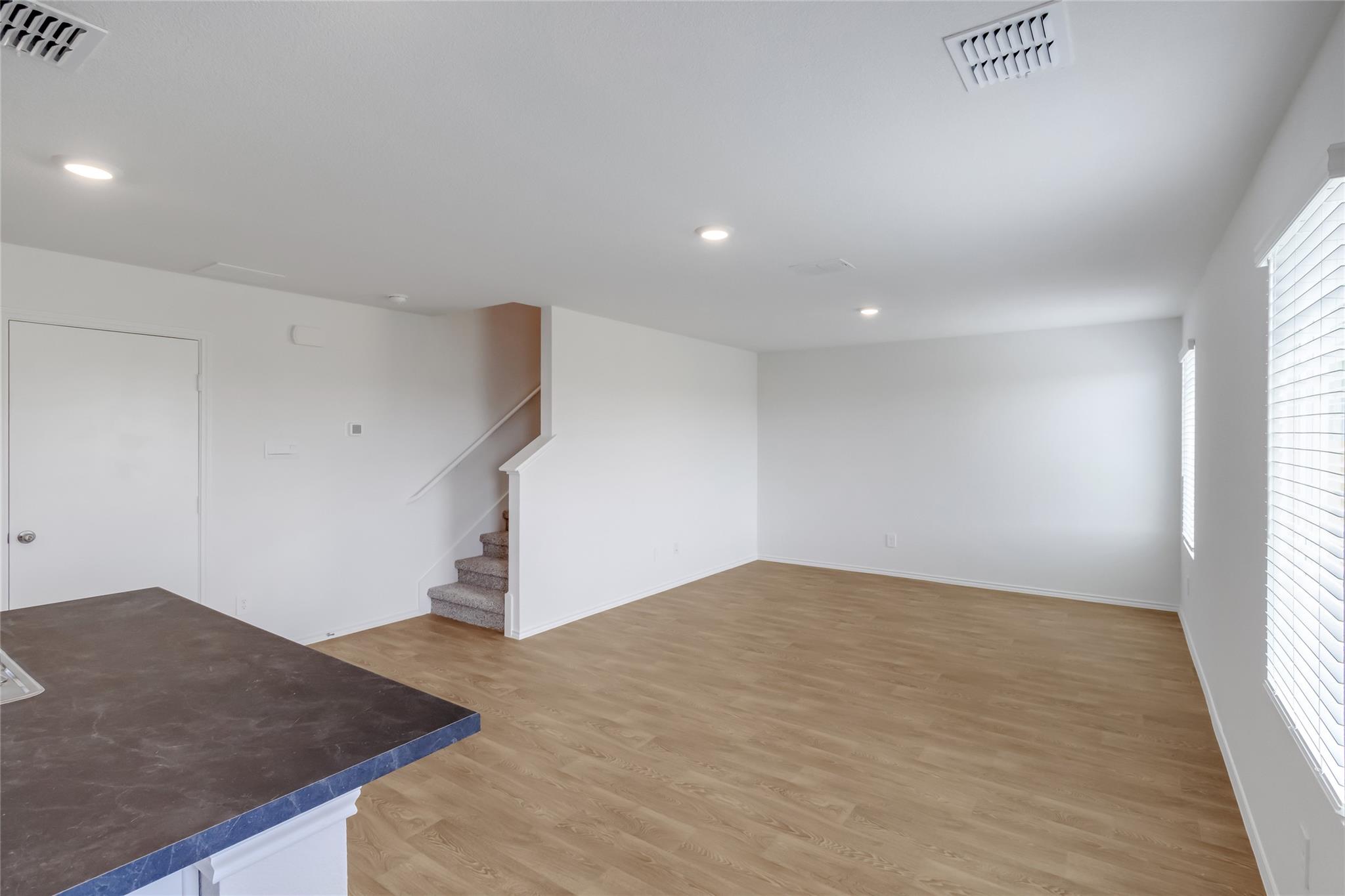 MLS #2299464 image #6
