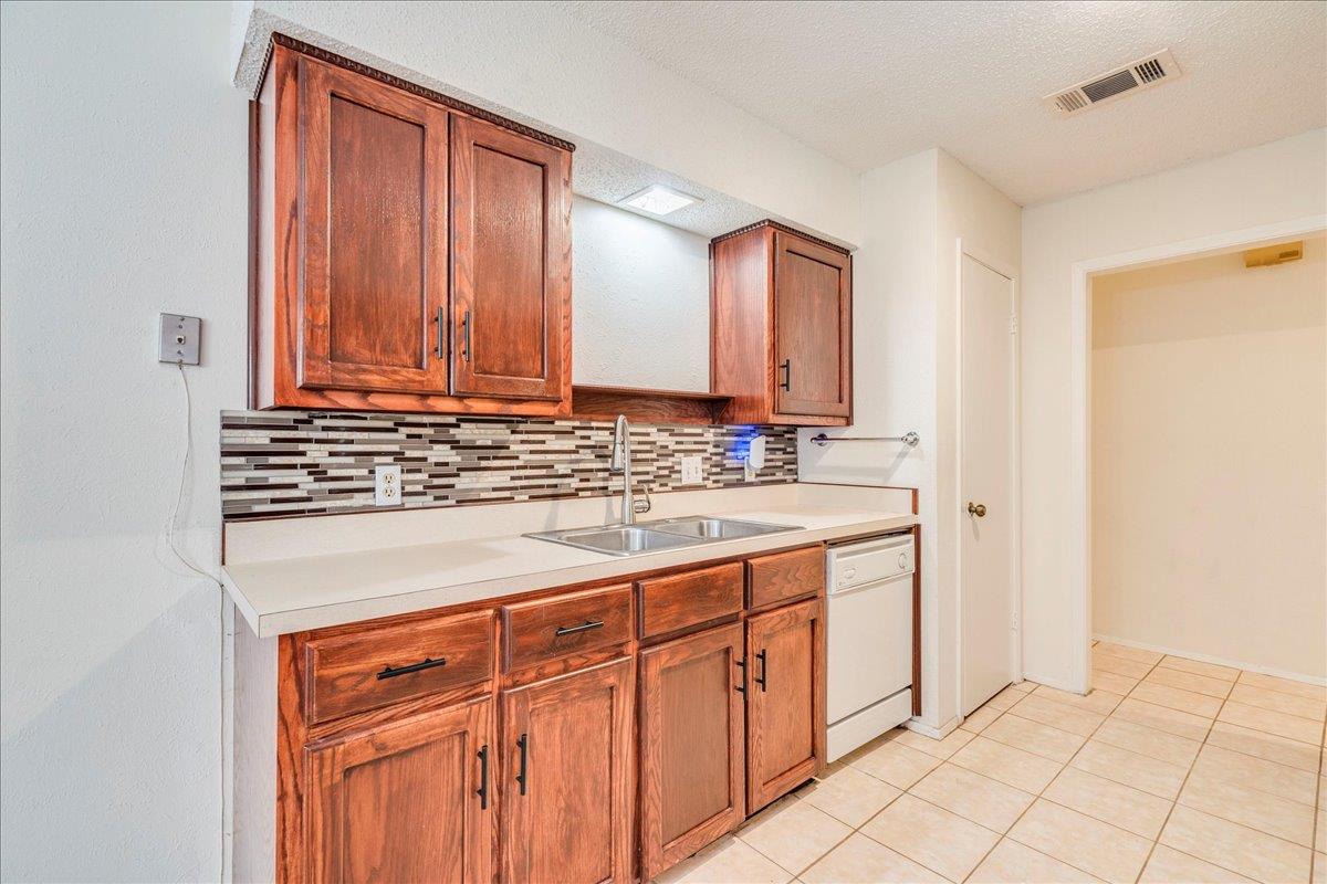 MLS #3608275 image #8