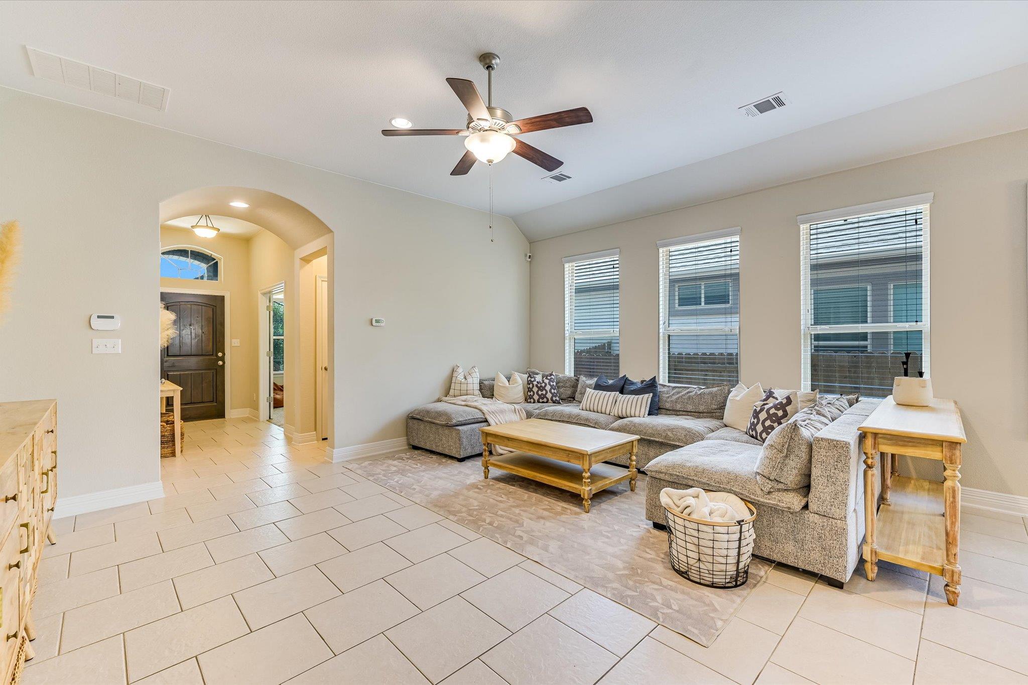 MLS #3763059 image #3