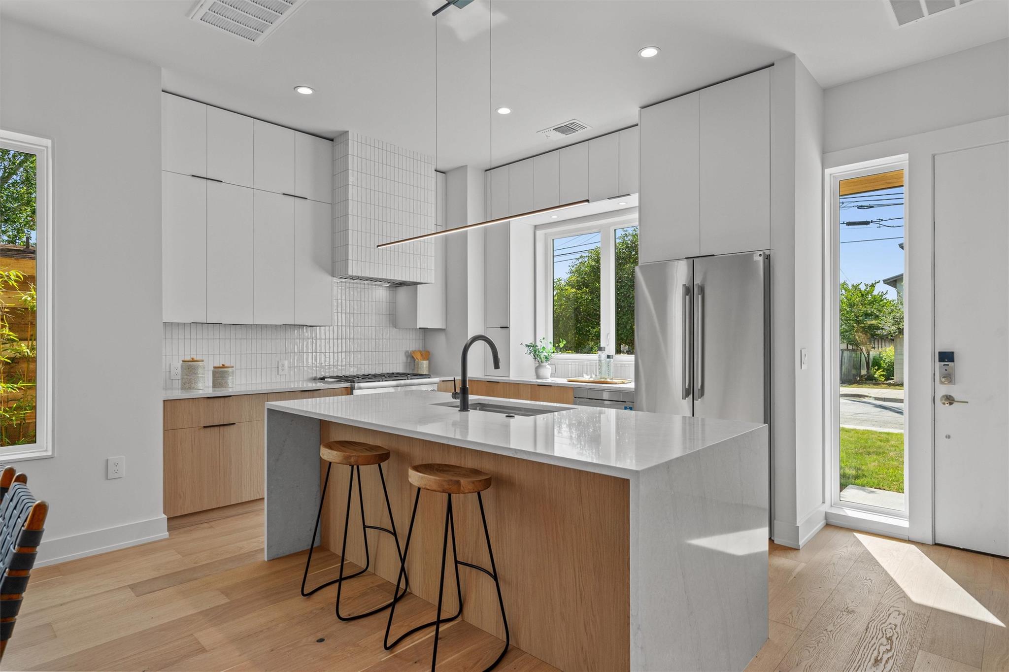 MLS #3814968 image #3