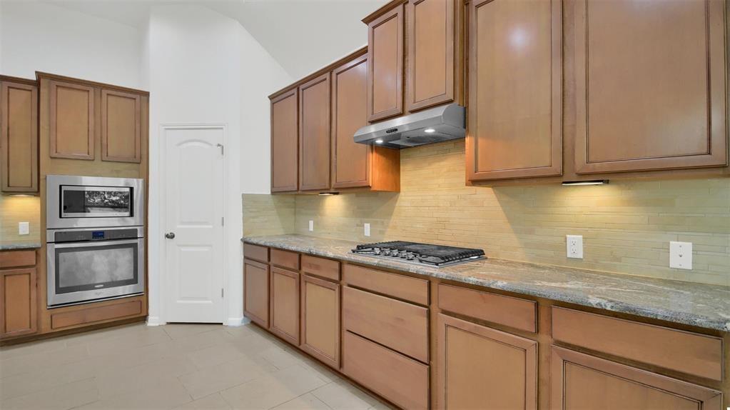 MLS #3868970 image #5