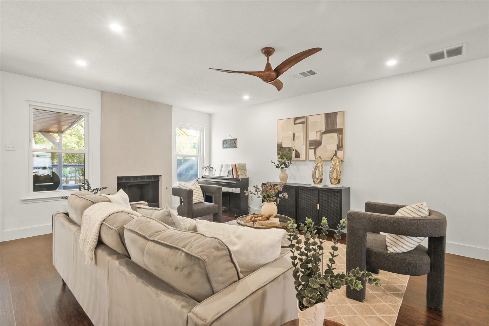 MLS #4570985 image #3