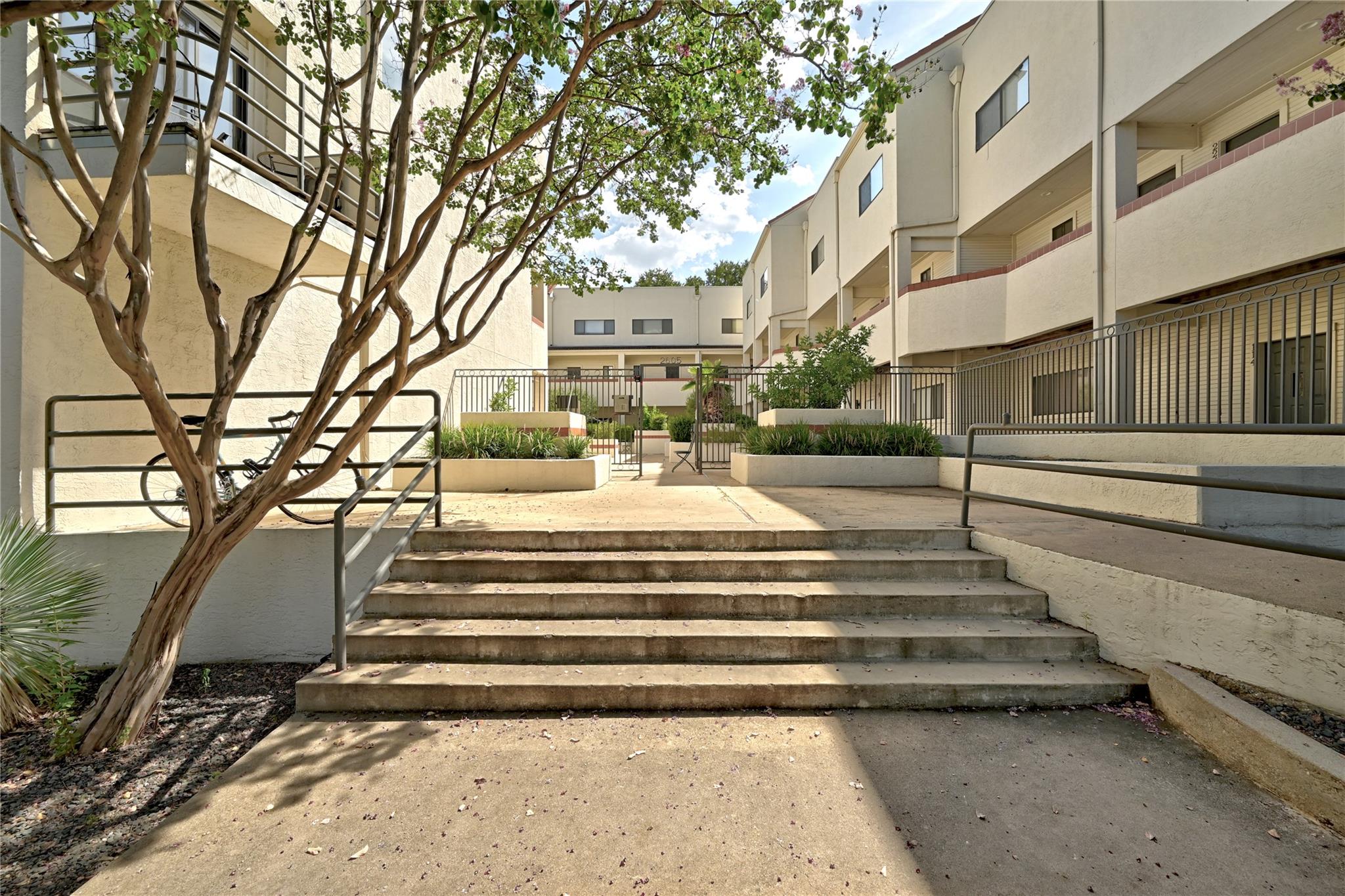 MLS #4992654 img 0