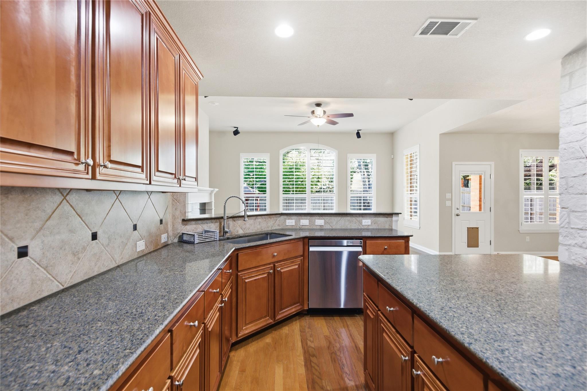 MLS #5688866 image #11