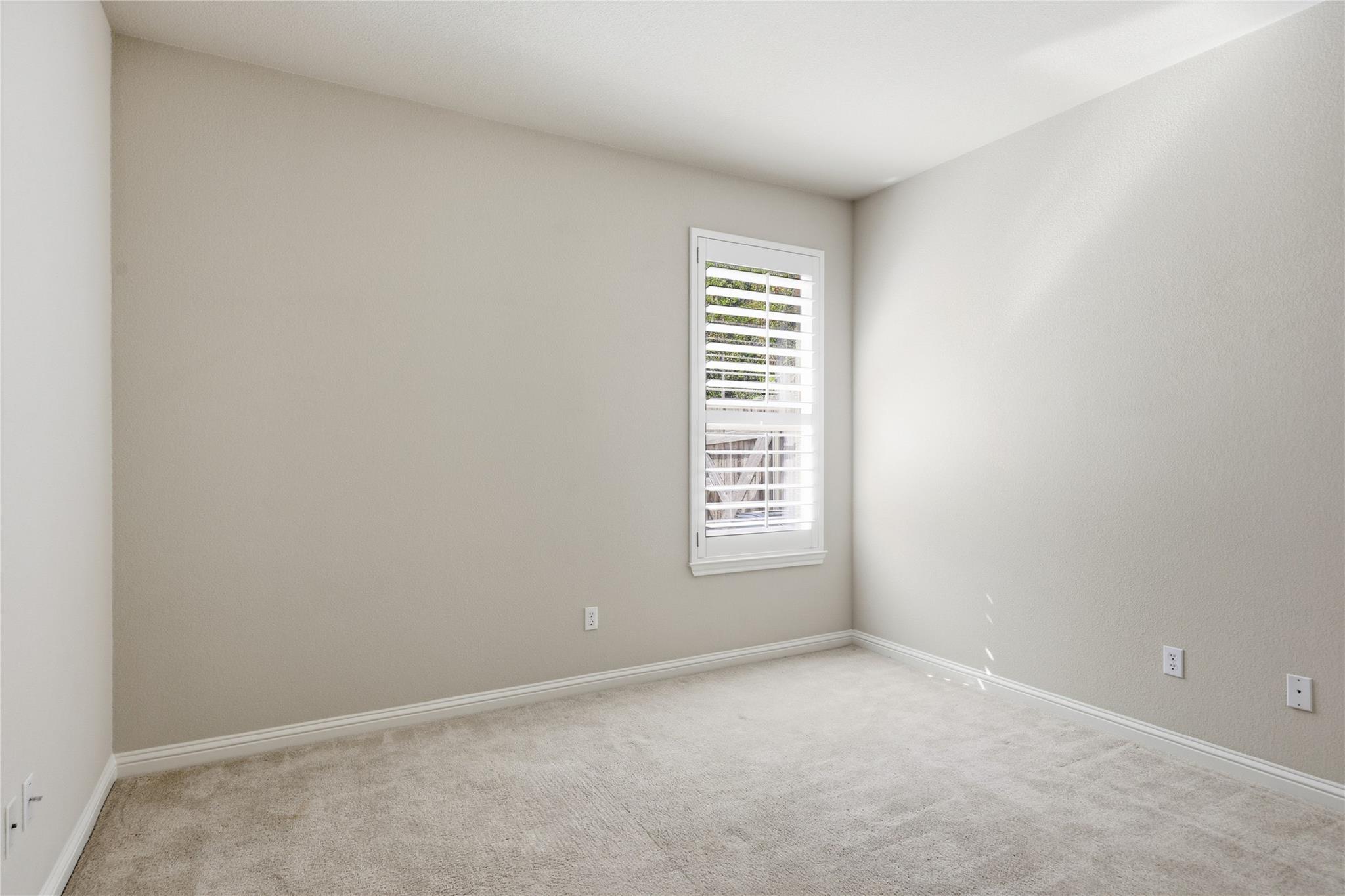 MLS #5688866 image #32
