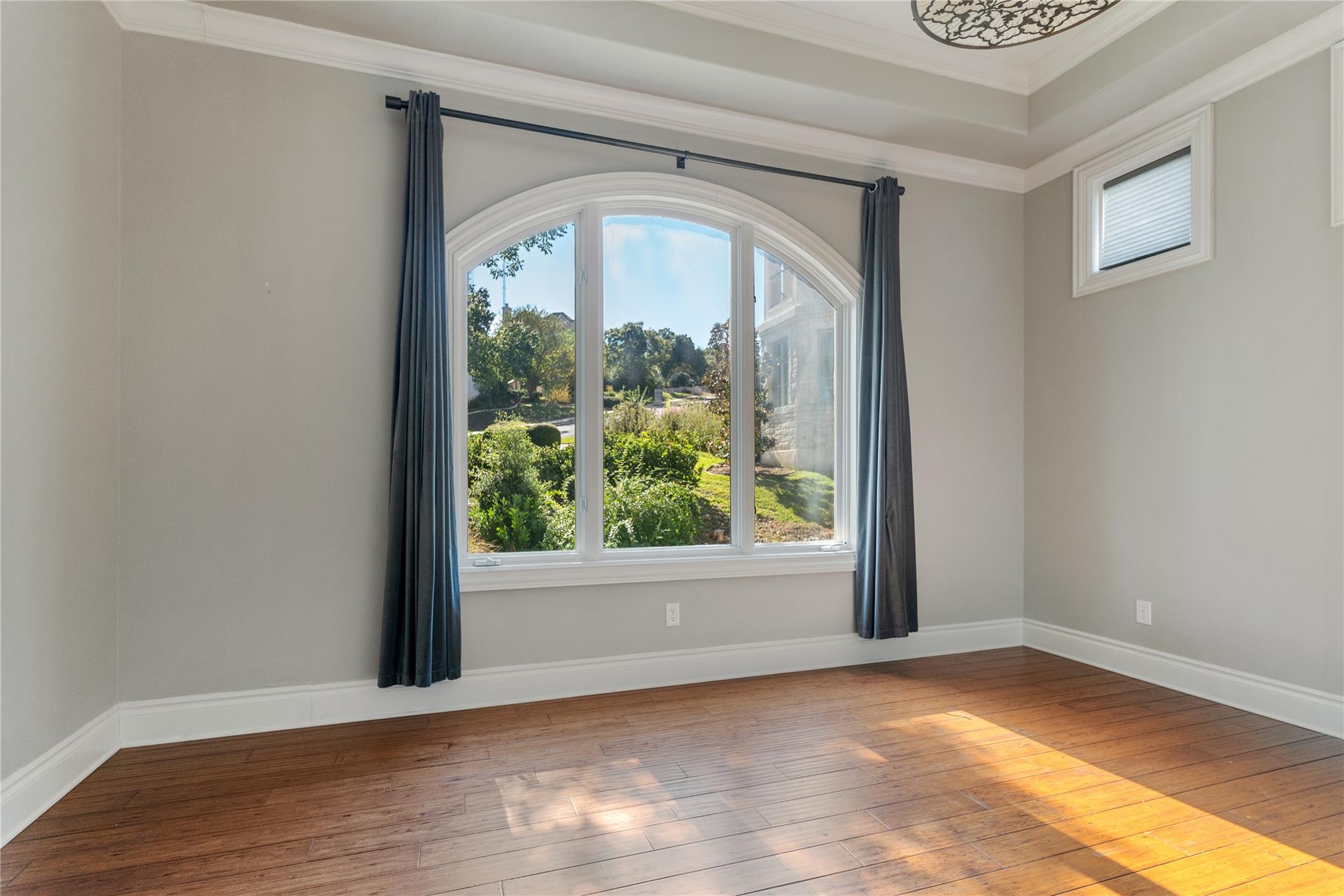 MLS #5913781 image #20