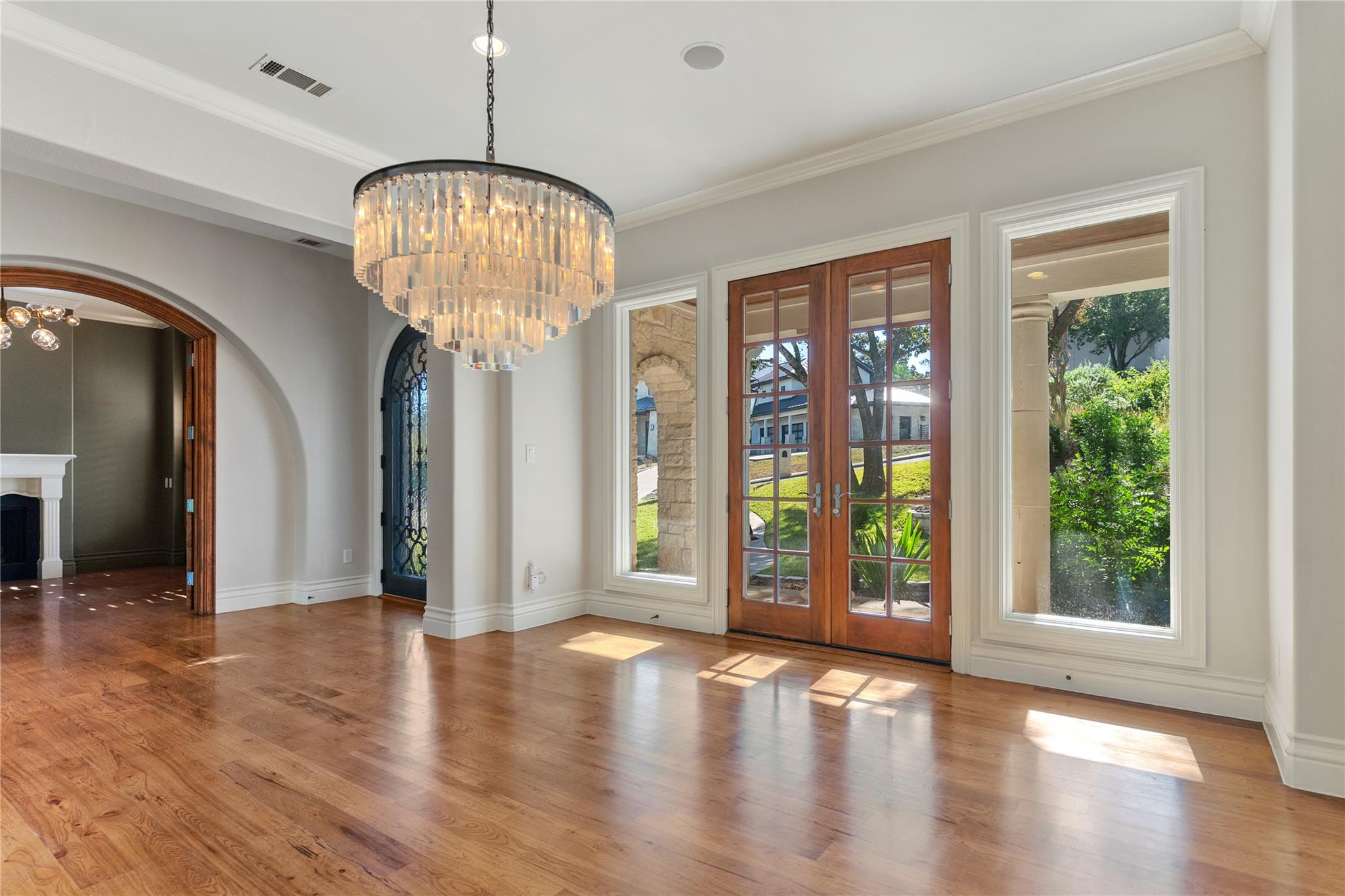 MLS #5913781 image #4