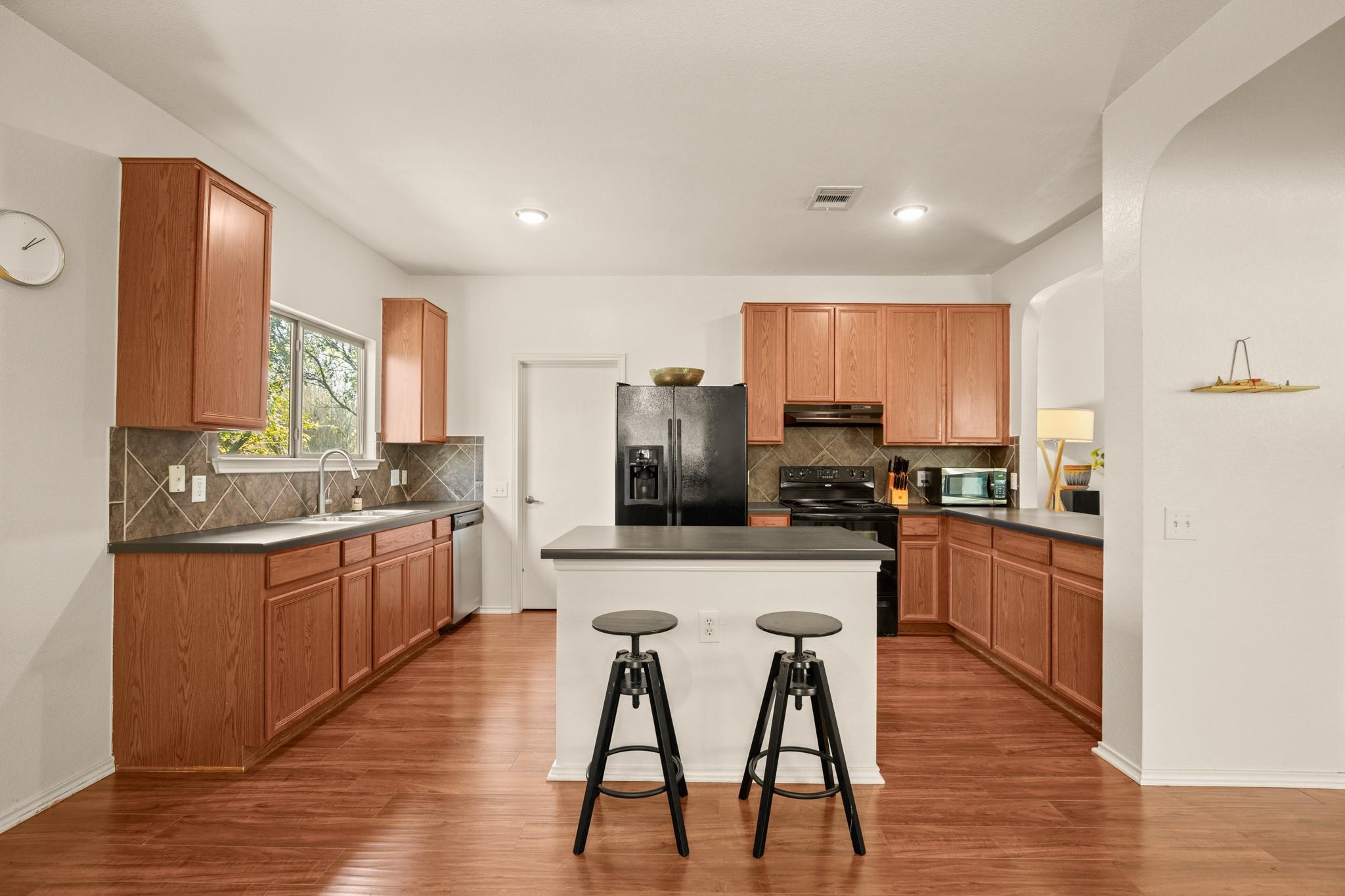 MLS #6584211 image #1