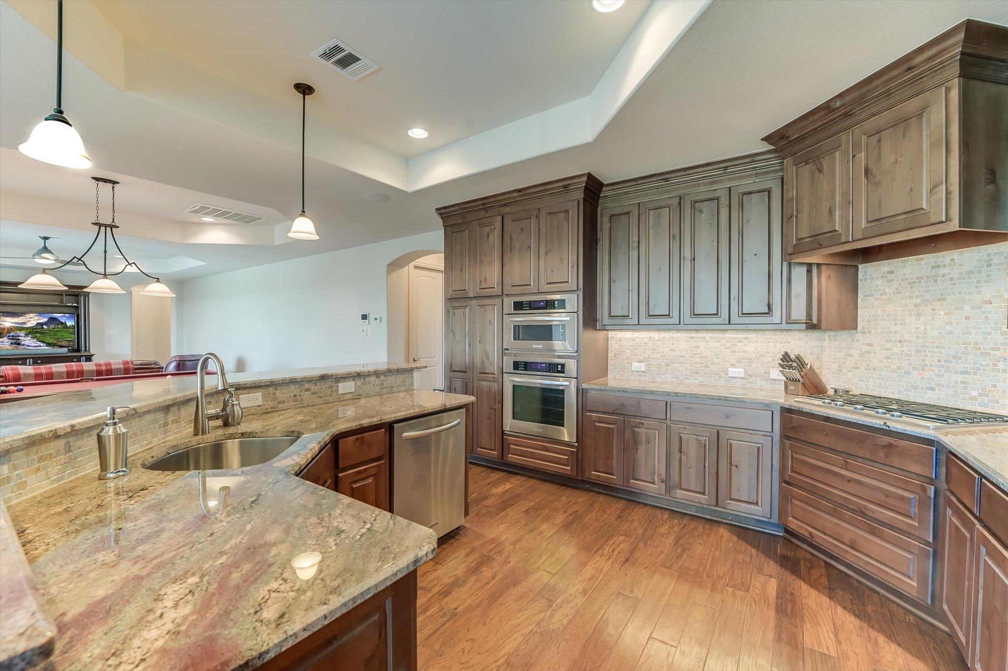 MLS #8359076 image #32