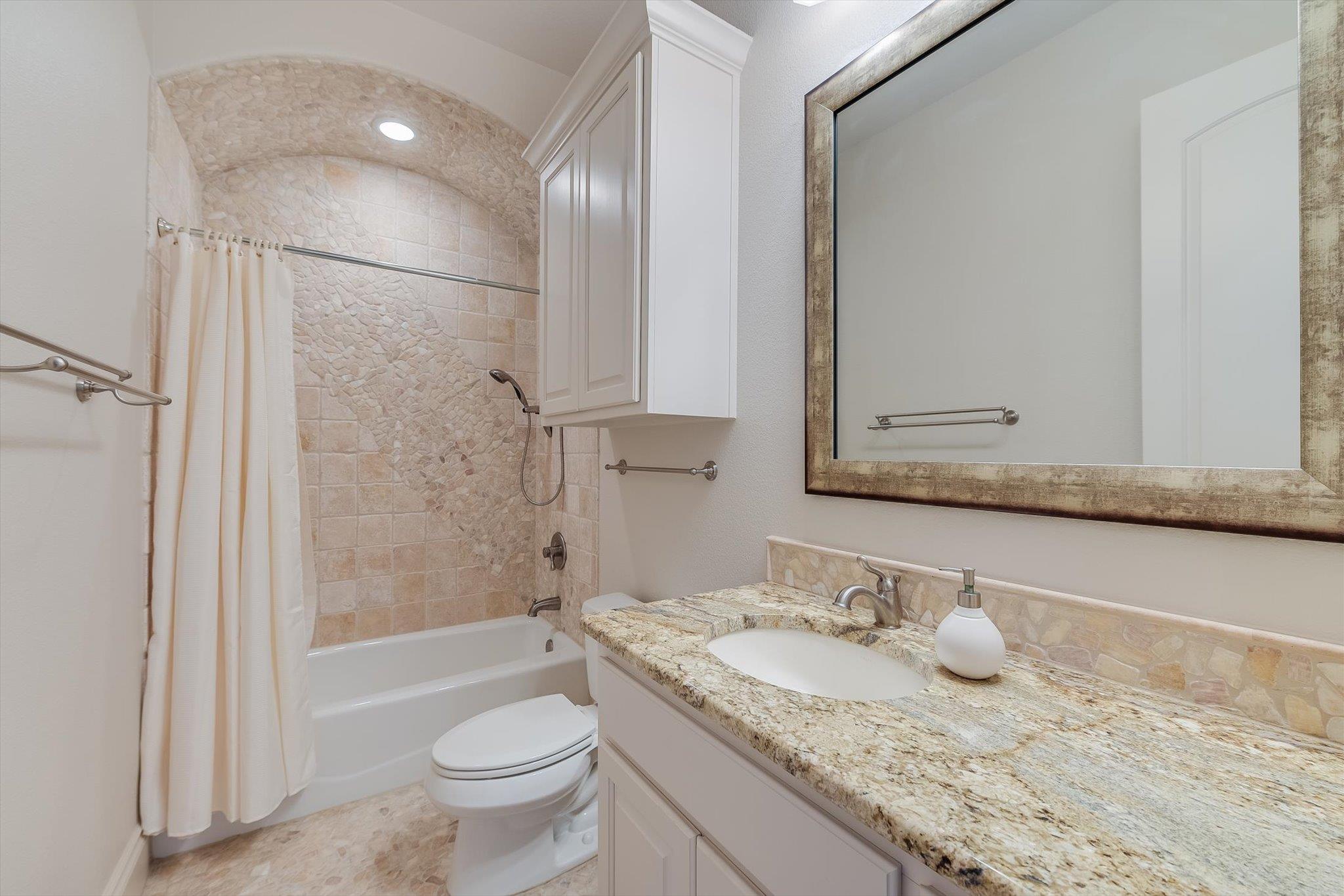 MLS #8359076 image #33