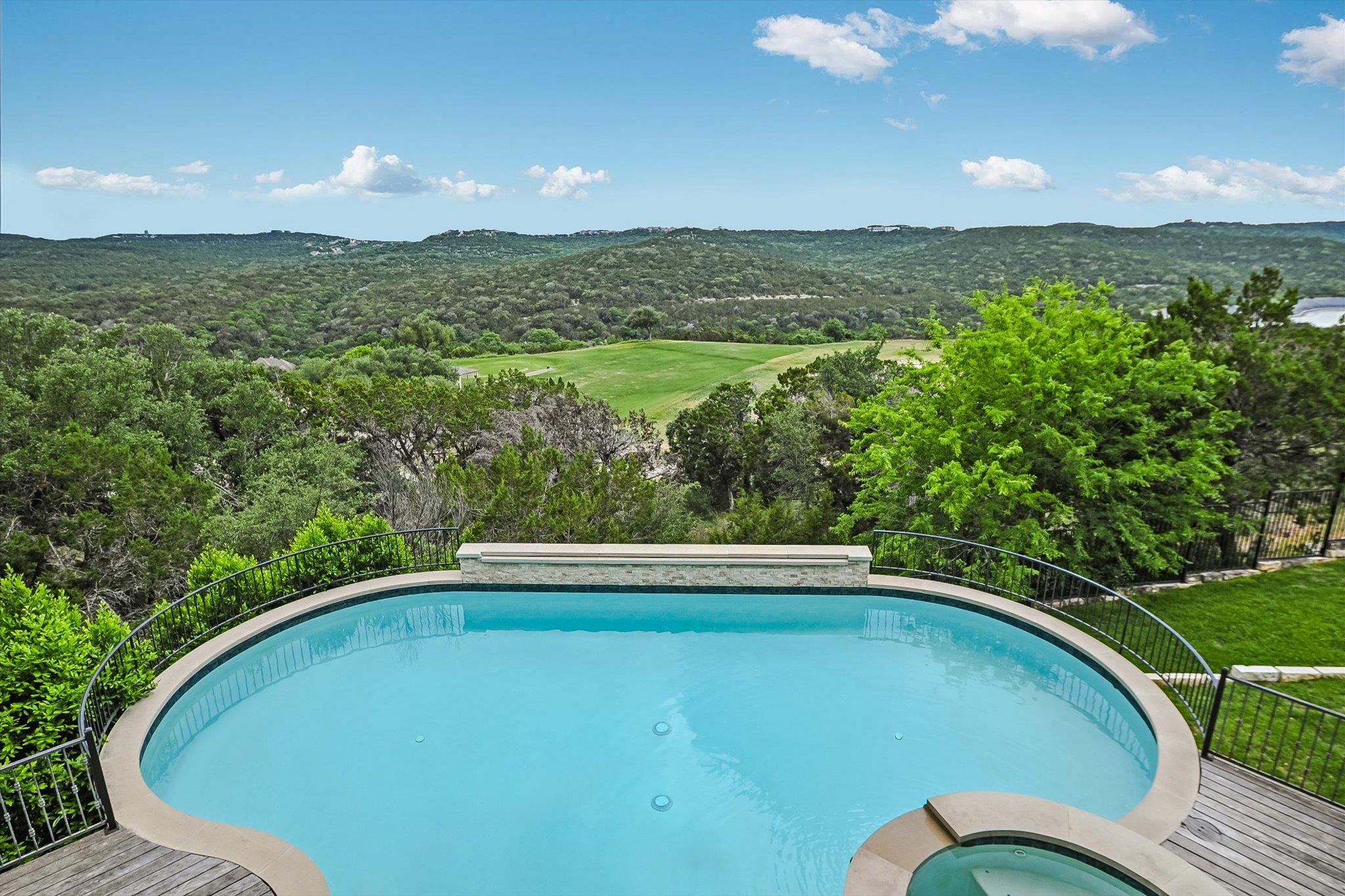 MLS #8359076 image #36