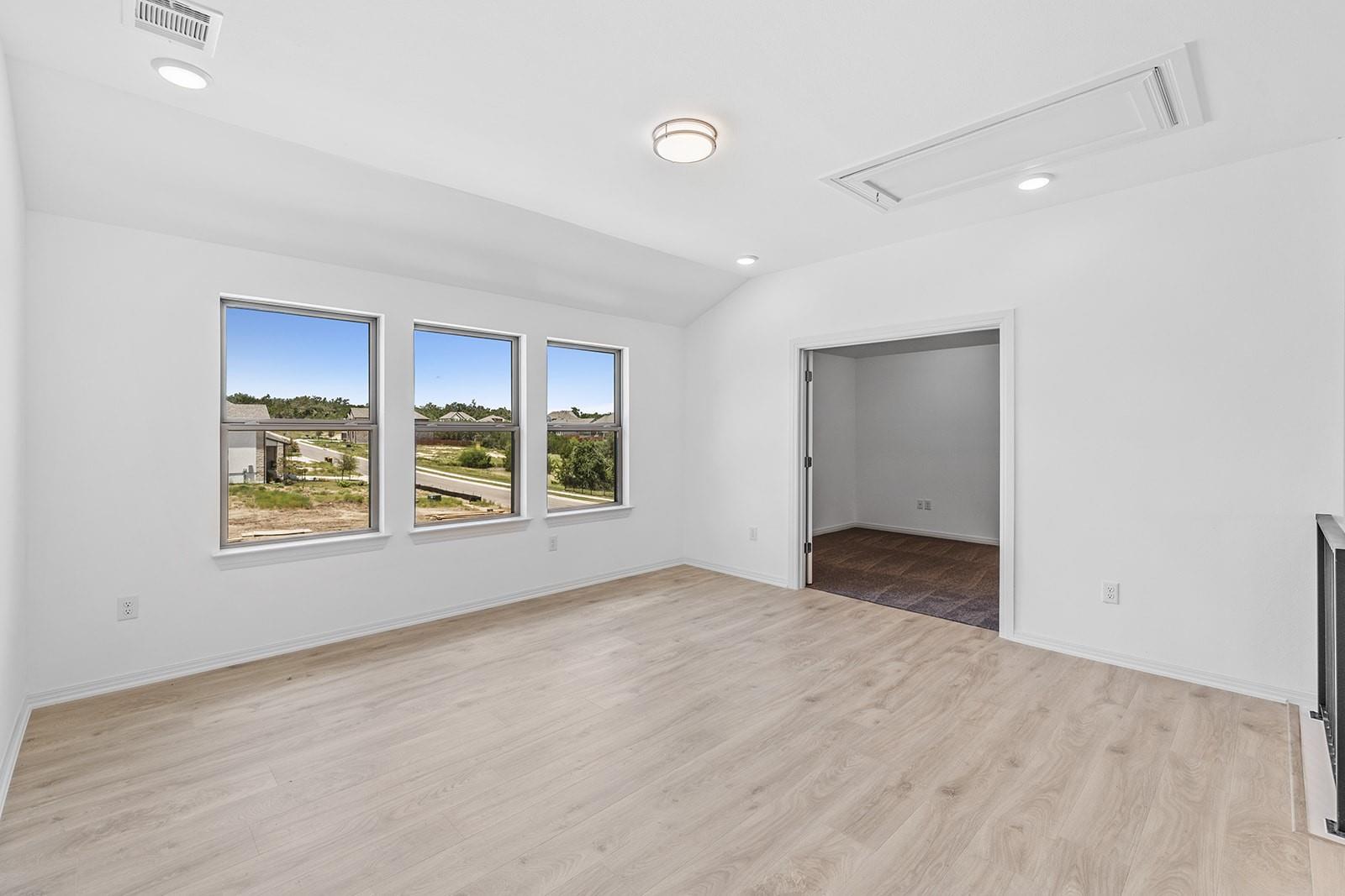 MLS #8389921 image #23