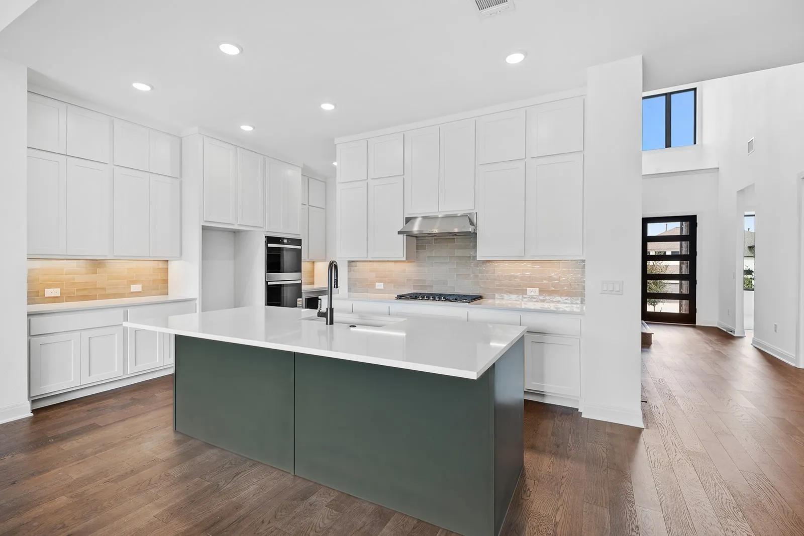 MLS #8389921 image #8