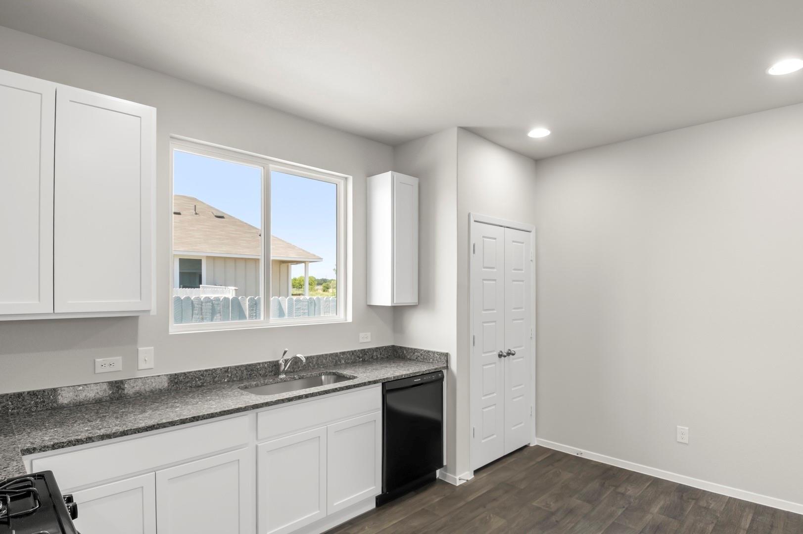 MLS #8943827 image #24