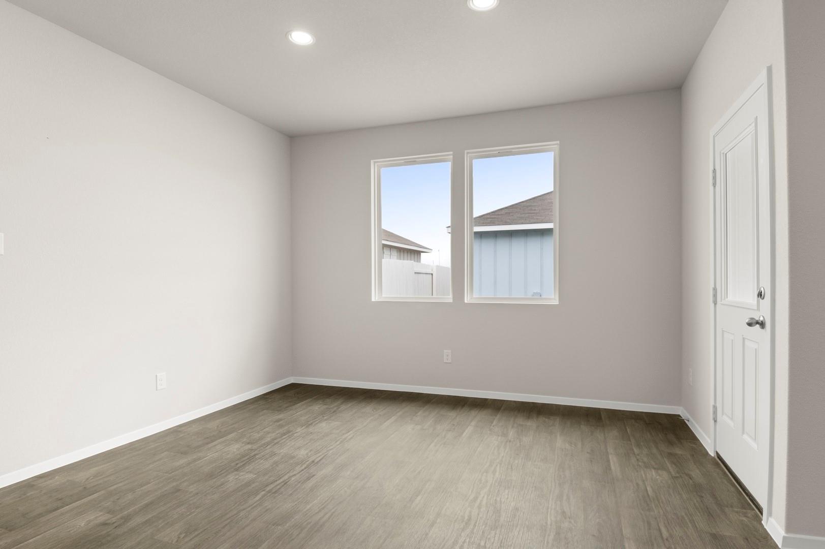 MLS #9945433 image #9