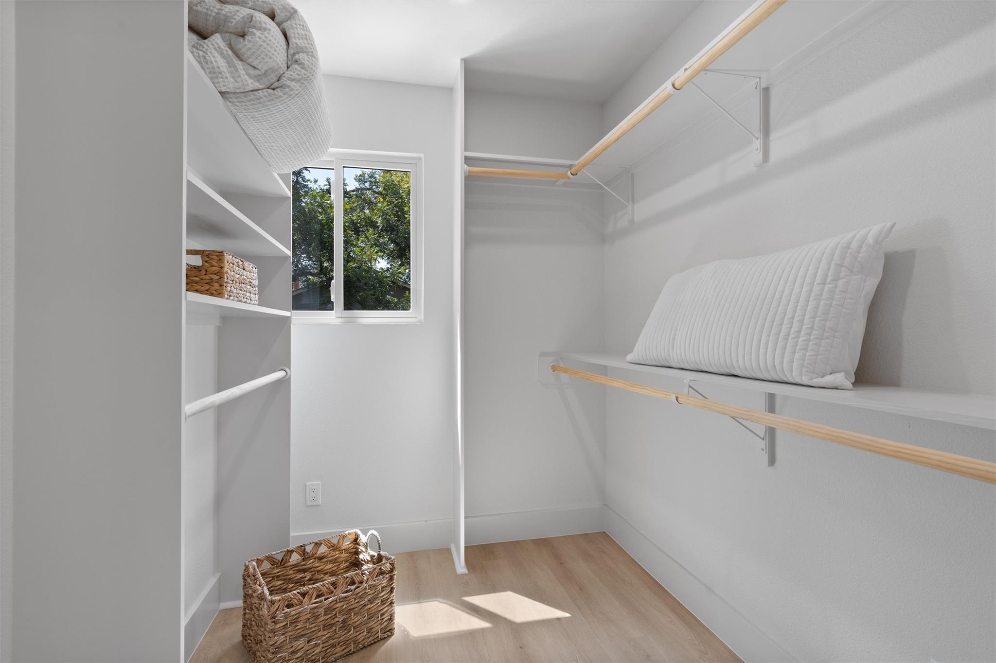 MLS #9975589 image #18