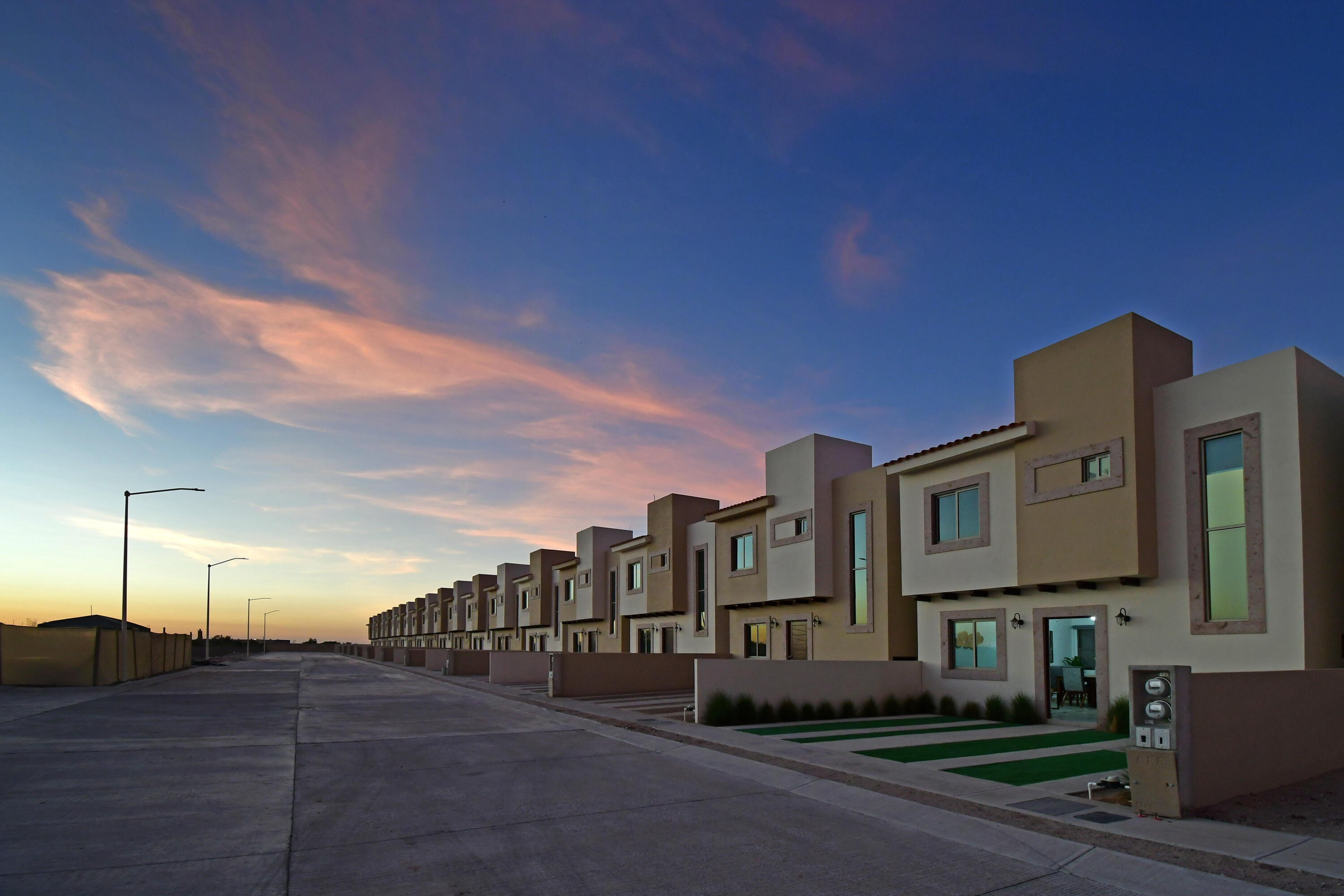 MLS #24-2617 img 1