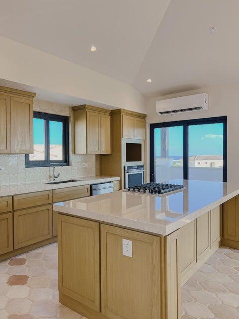 MLS #24-3902 image #1