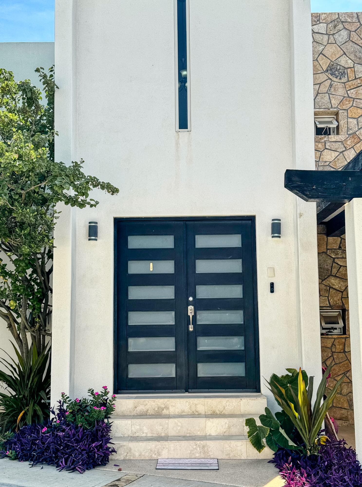 MLS #24-4189 image #1