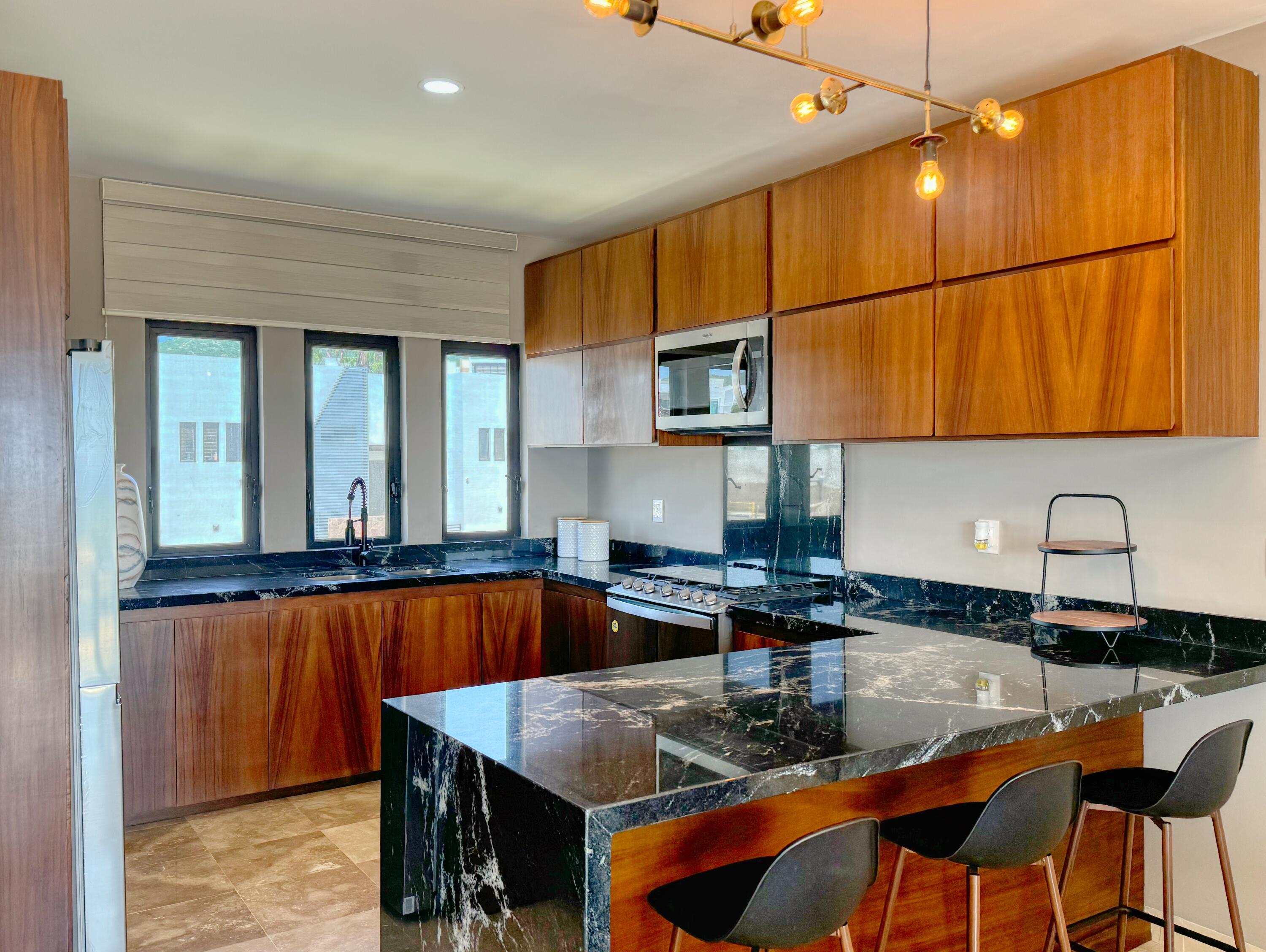 MLS #24-4302 image #2