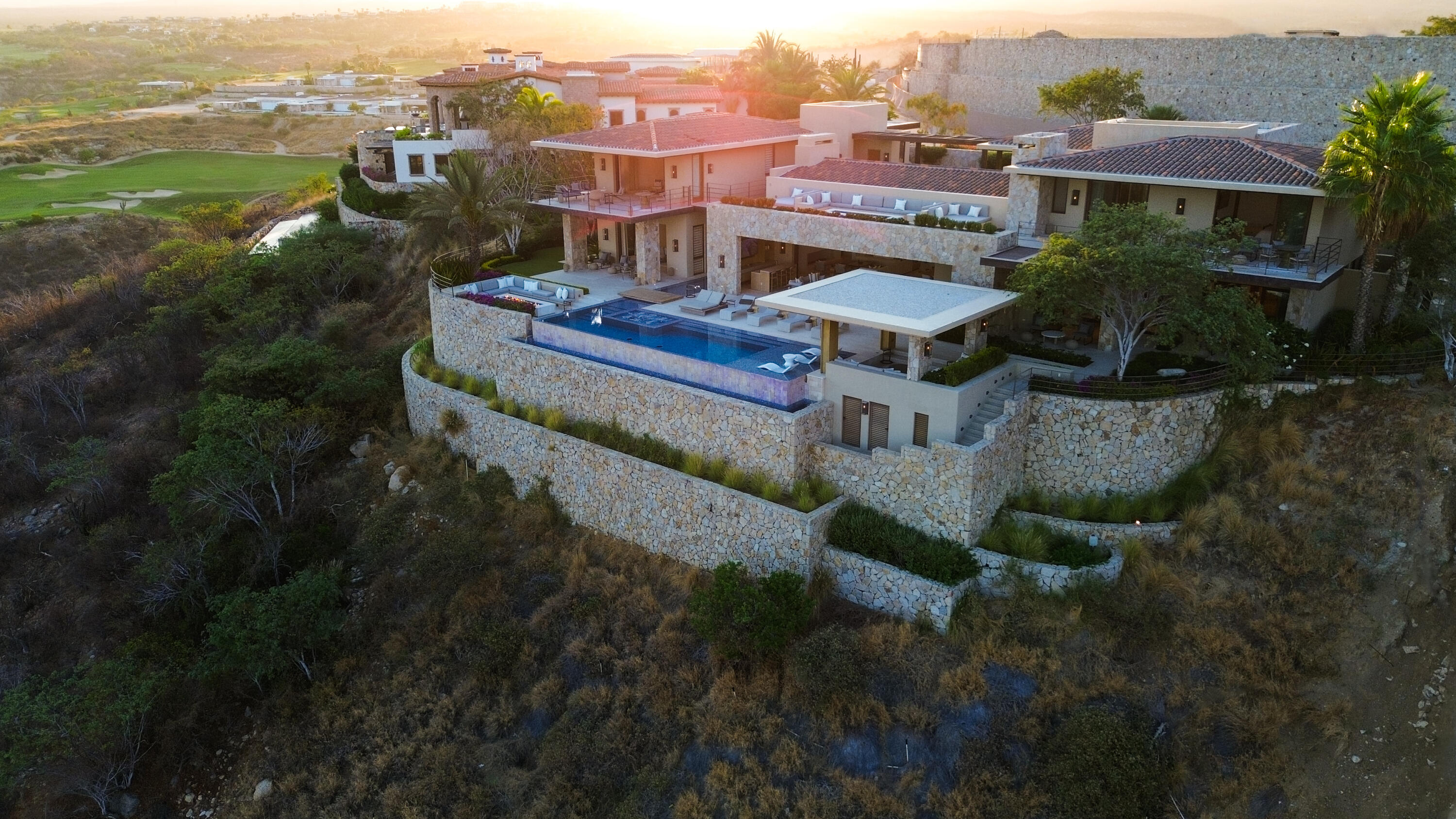 MLS #24-4437 img 2