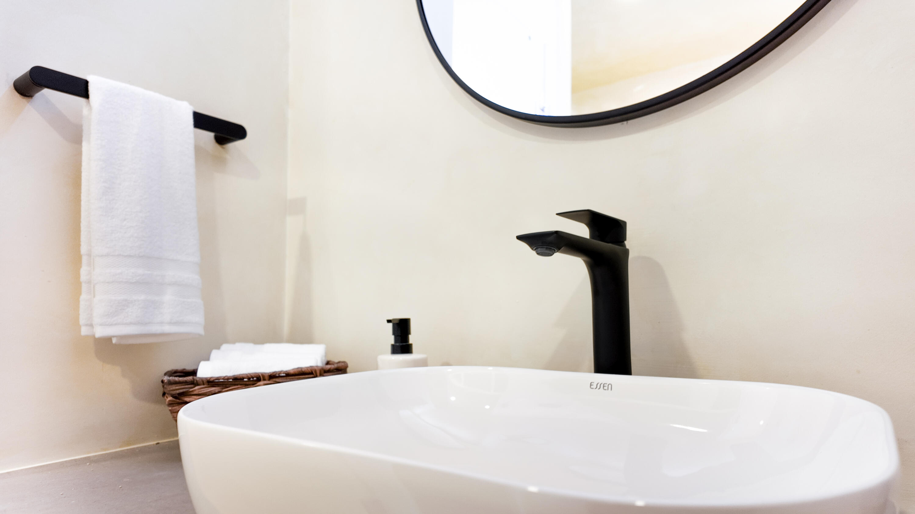 MLS #24-4894 image #18