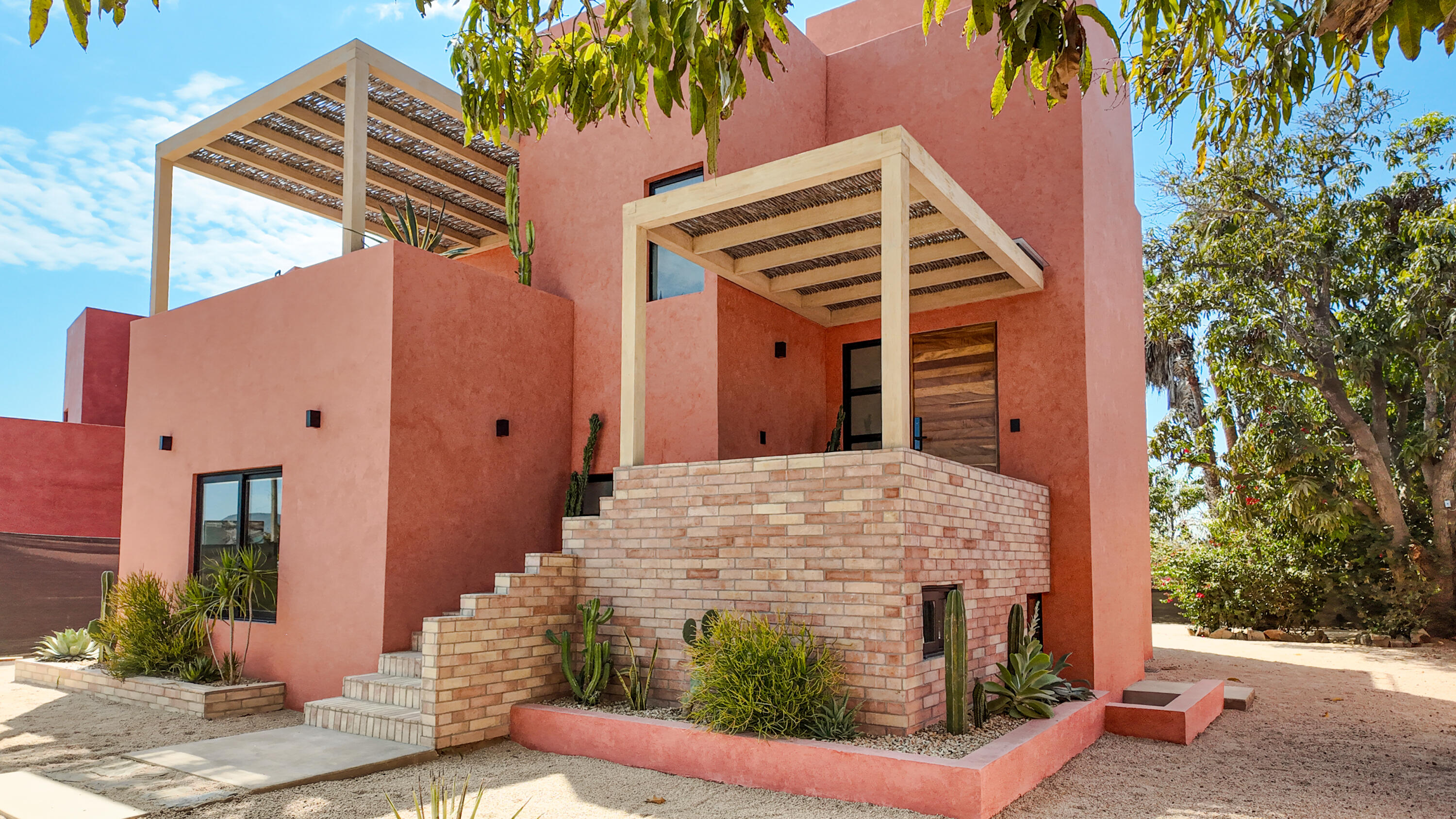 MLS #24-4895 image #0