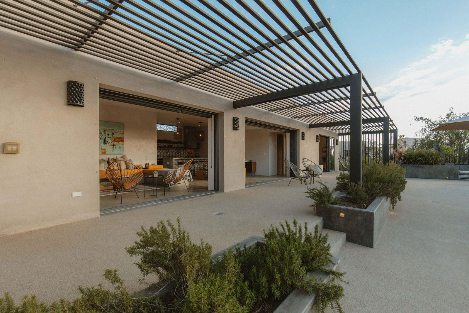 MLS #24-4946 image #2