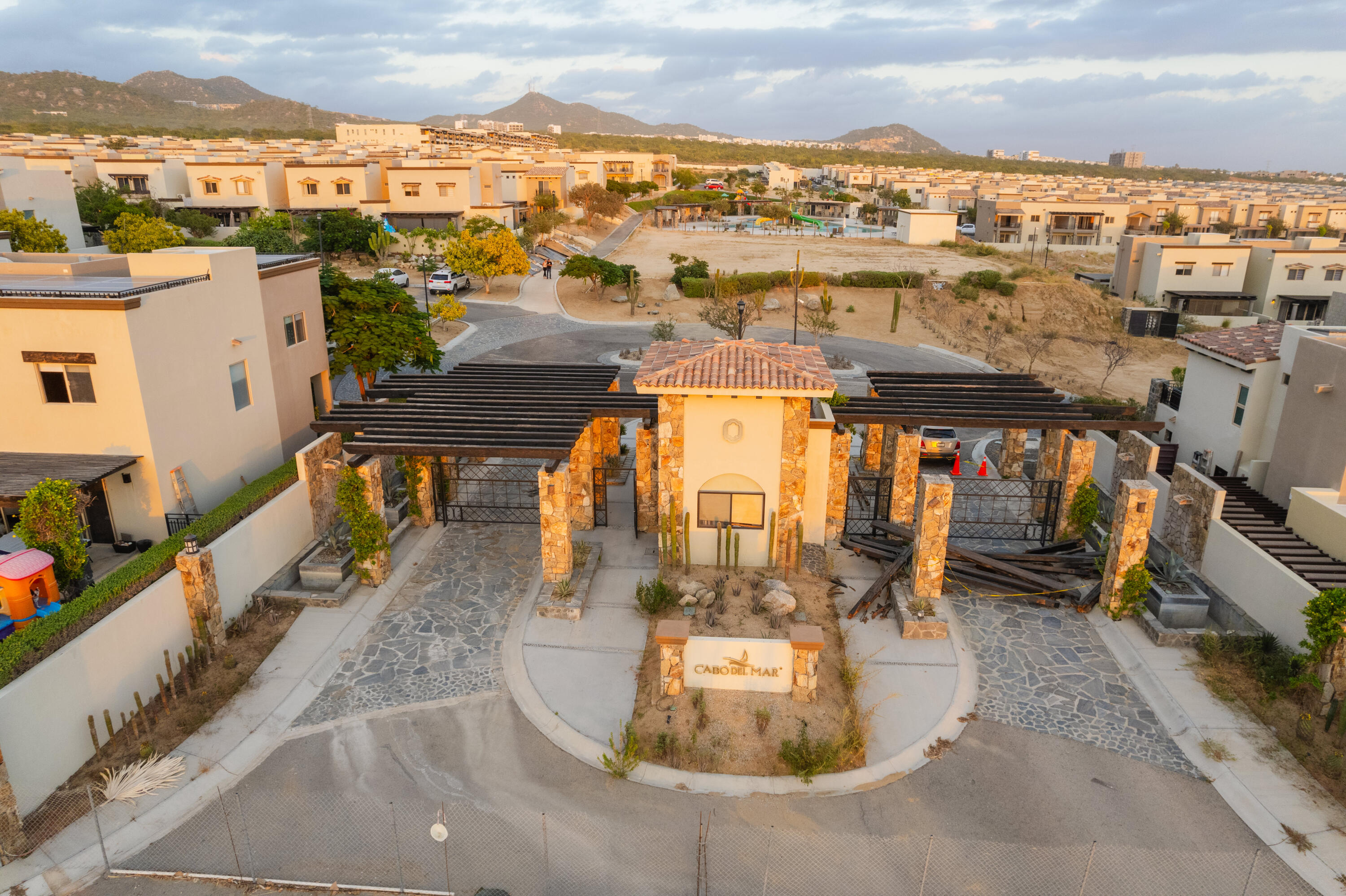 MLS #24-4961 image #2