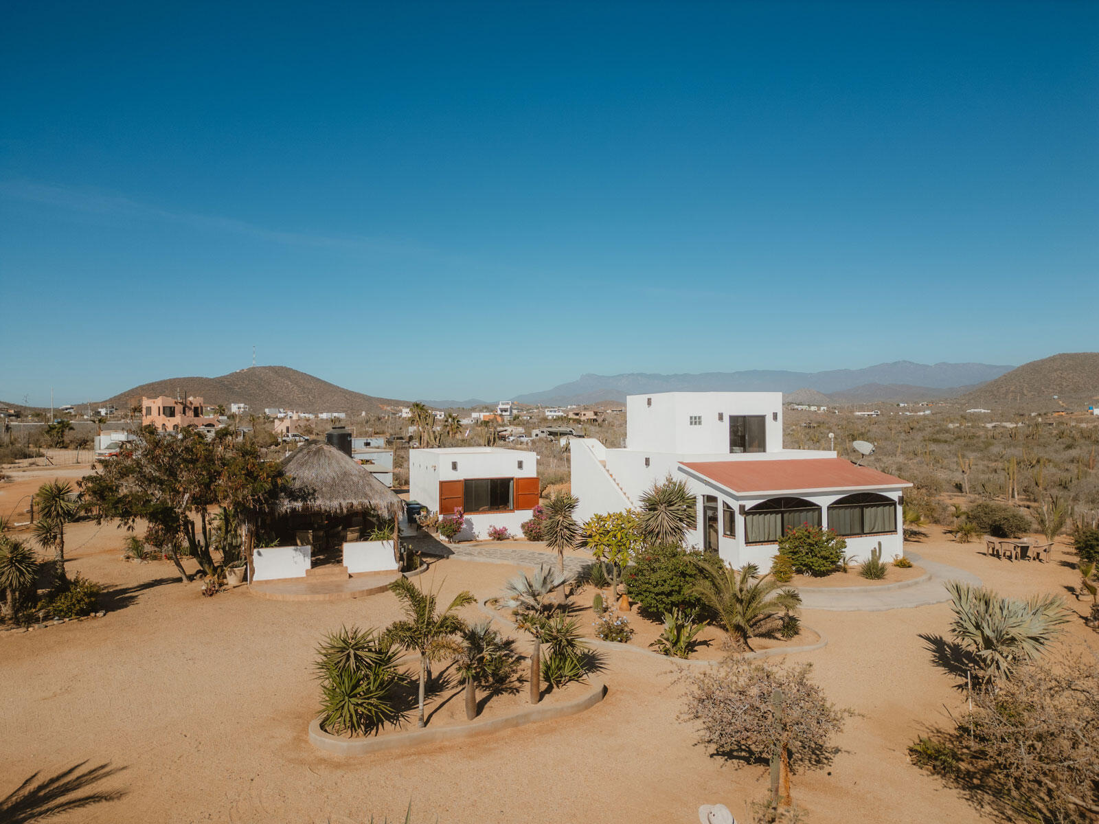 MLS #24-5602 img 2