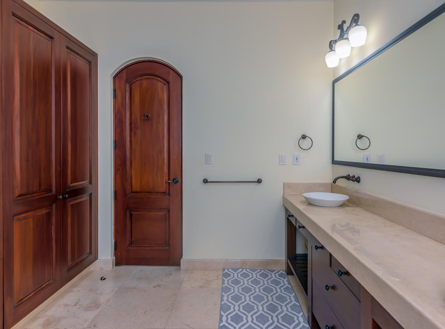 MLS #24-5842 image #18