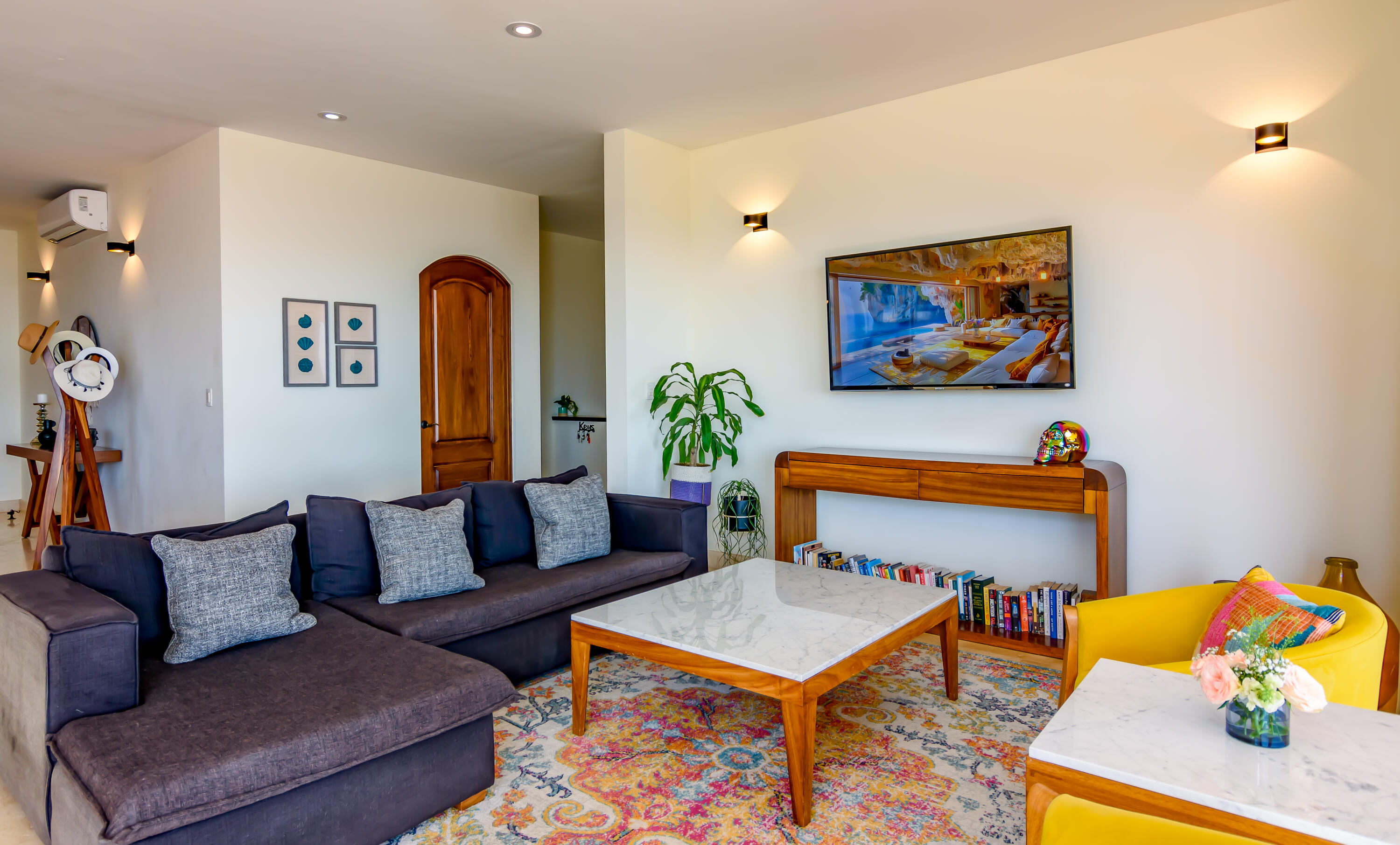 MLS #24-5842 image #2