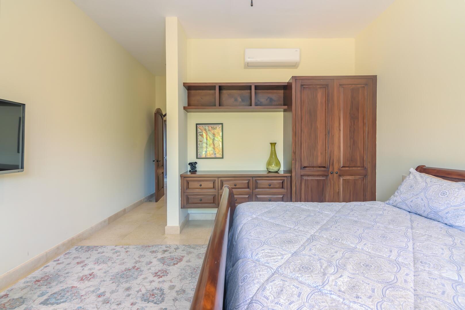 MLS #24-5842 image #33