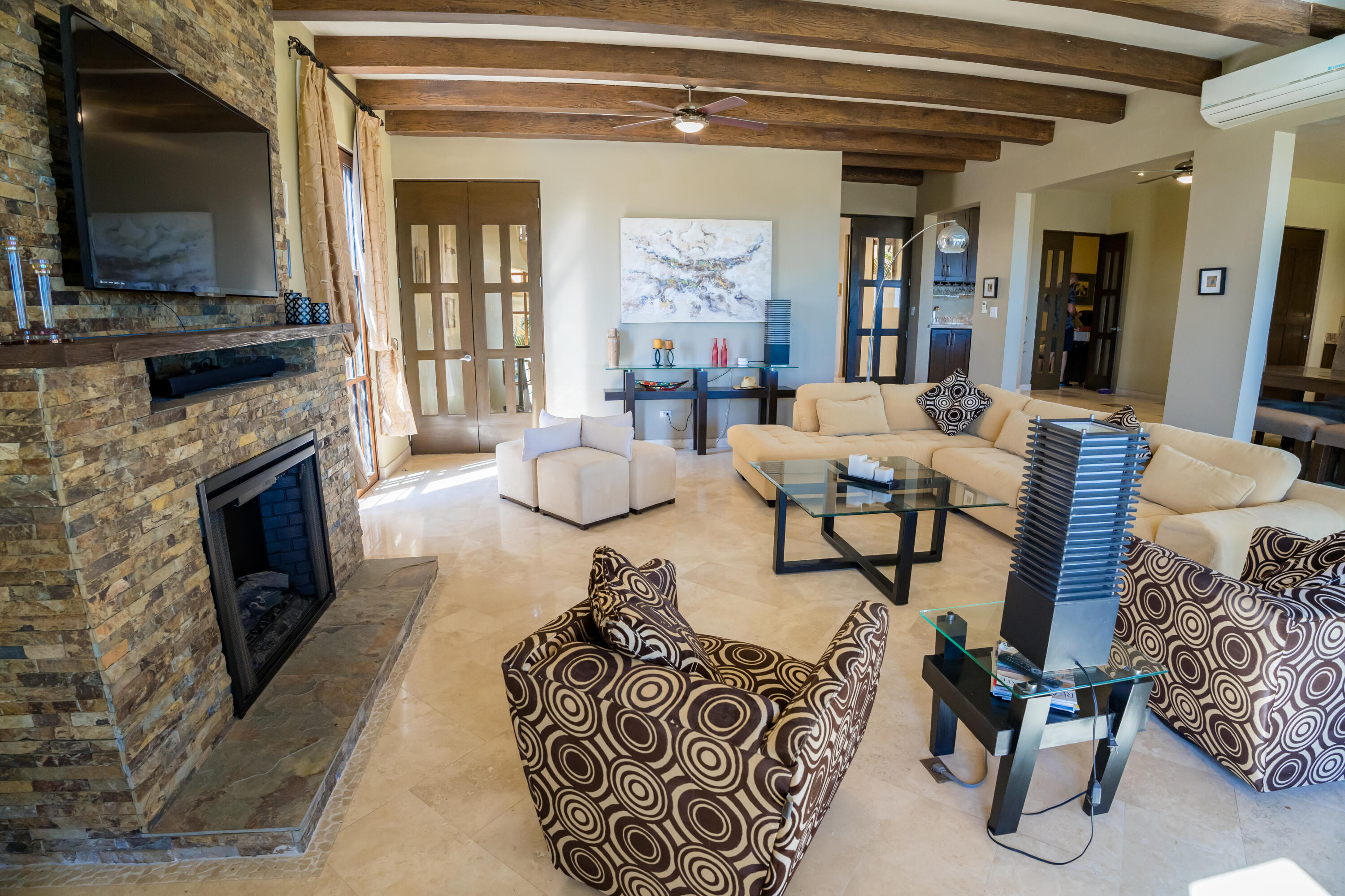 MLS #24-5889 image #2