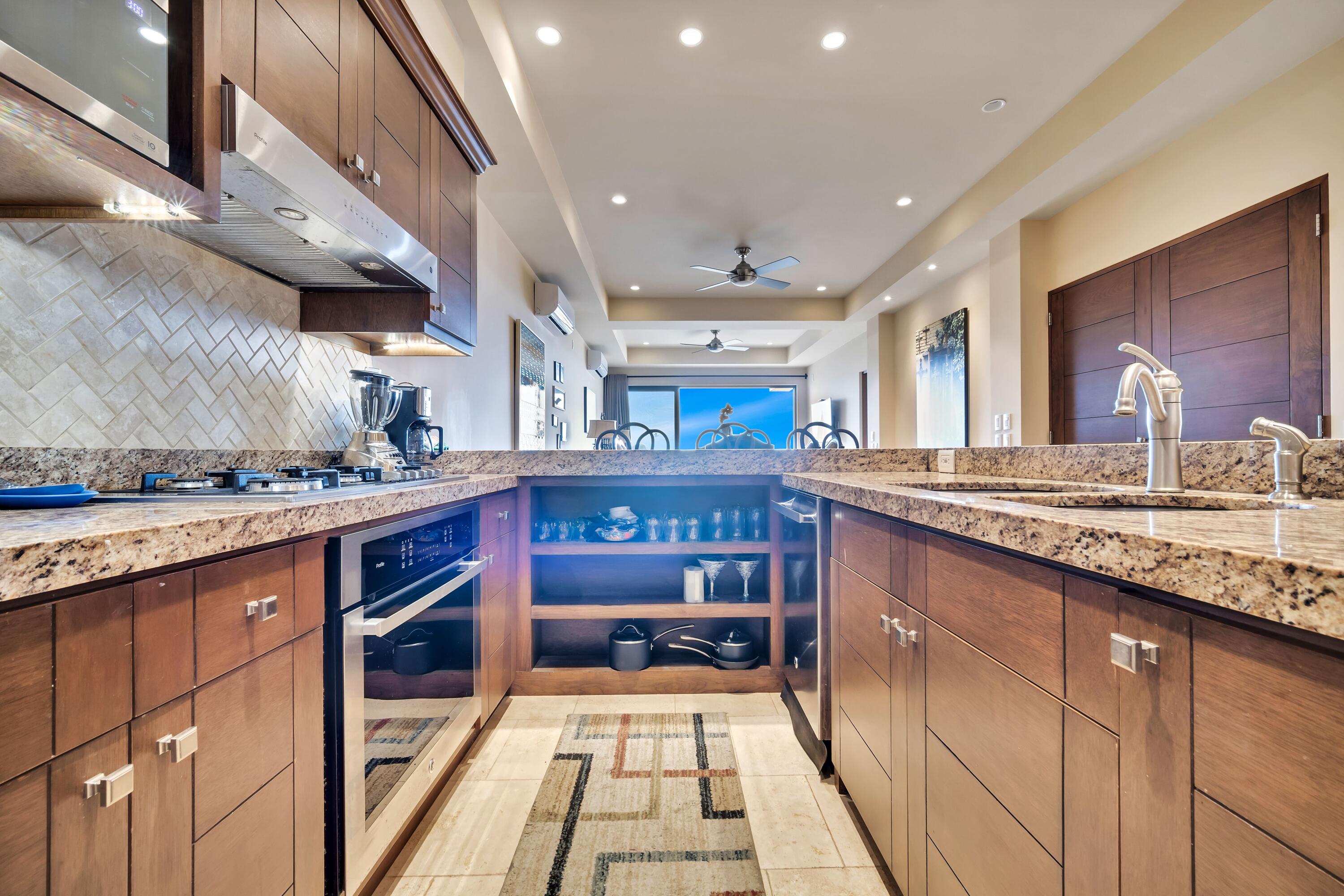 MLS #24-740 image #14