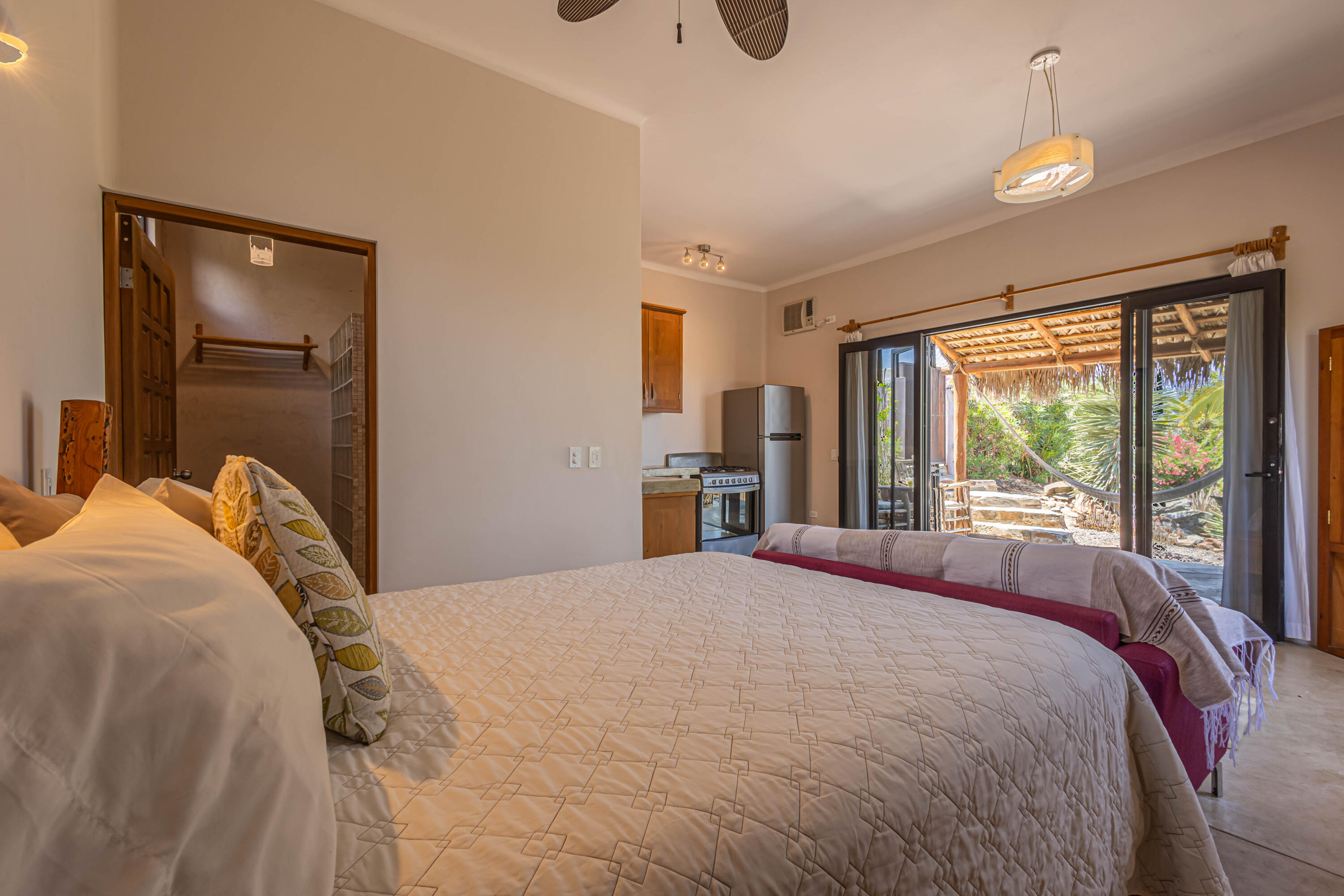 MLS #24-993 image #40