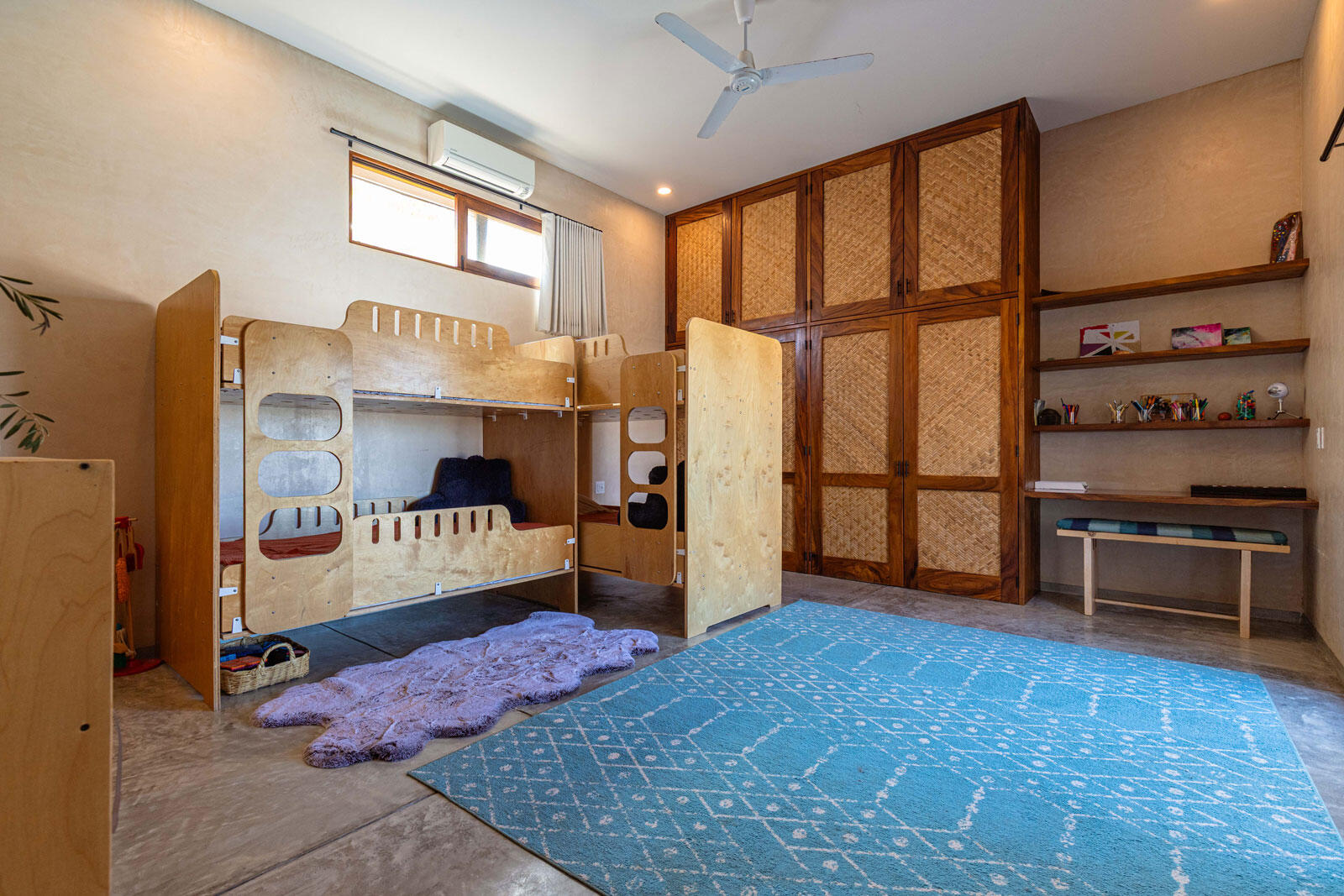 MLS #25-1010 image #13