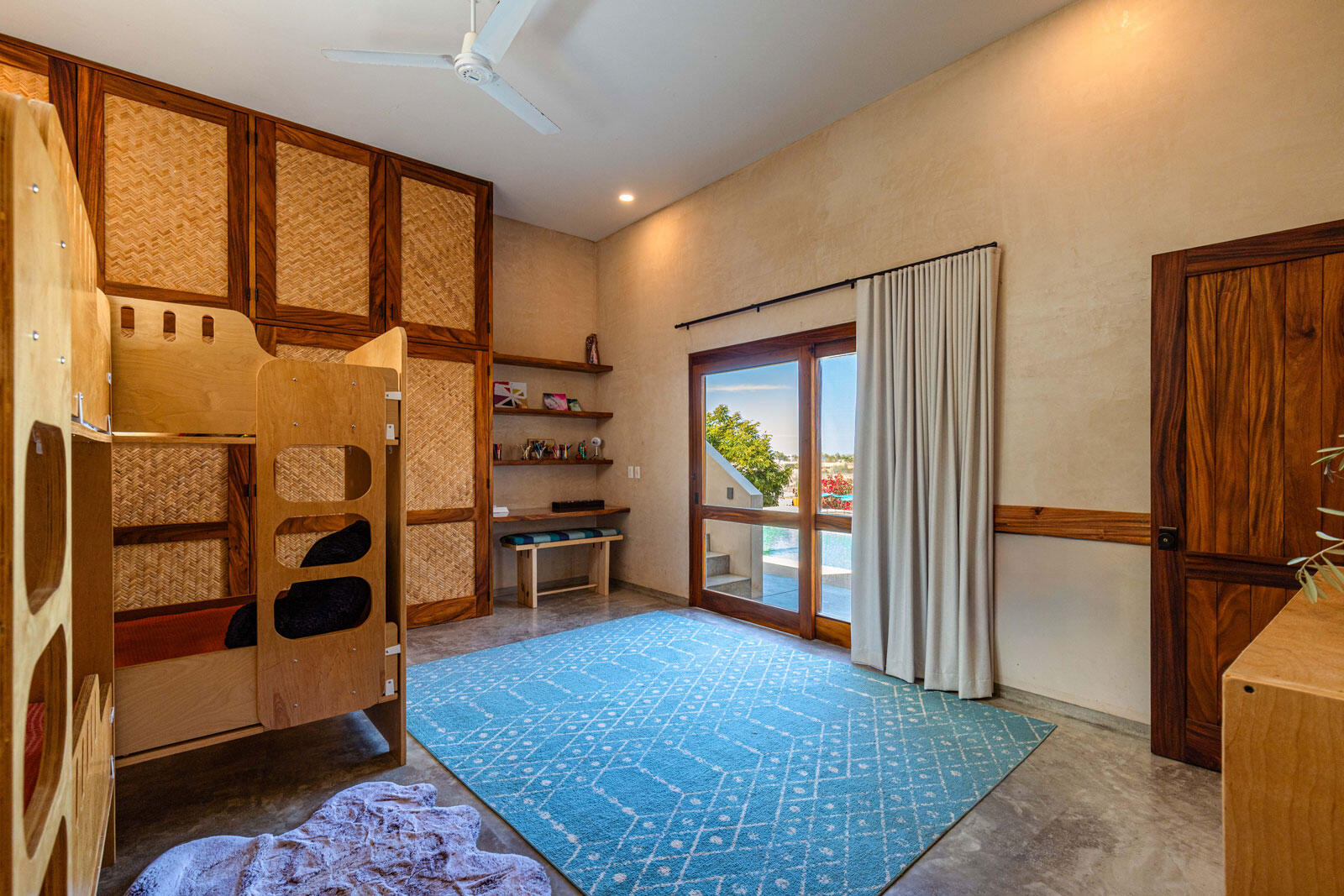 MLS #25-1010 image #14