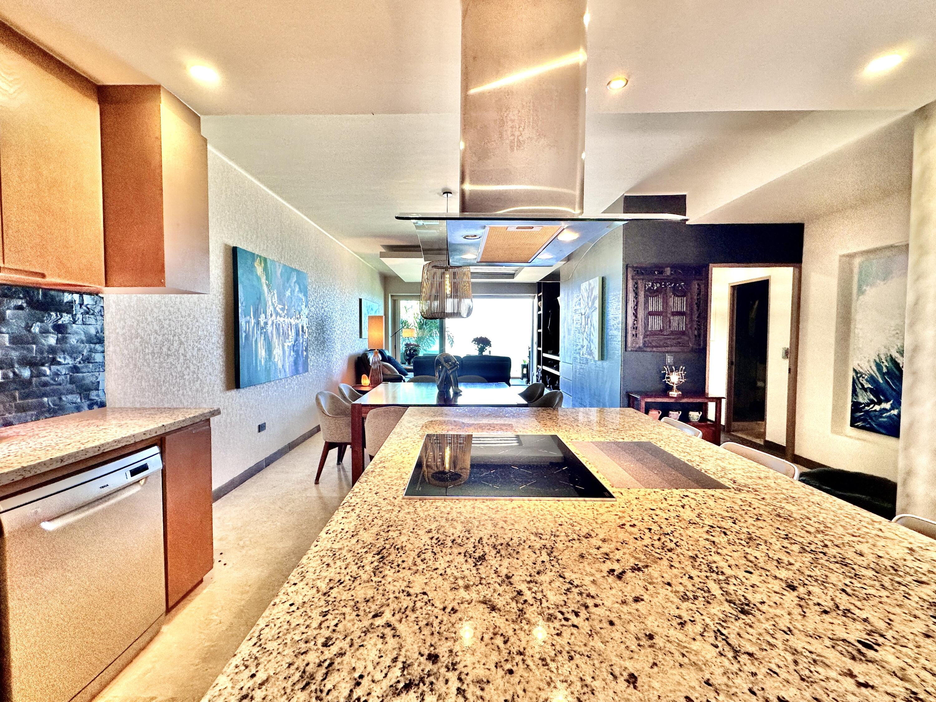 MLS #25-1022 image #14