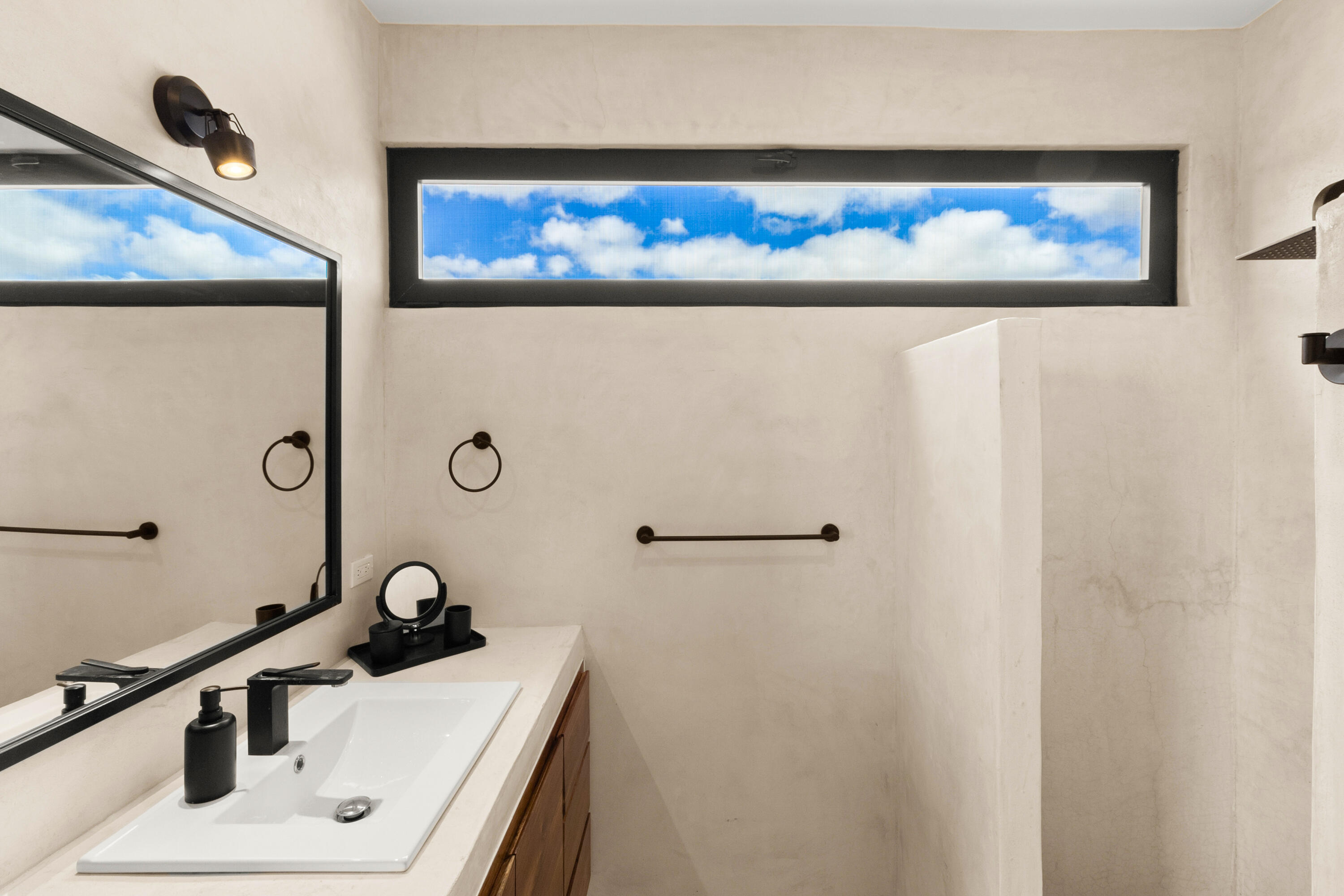 MLS #25-1080 image #12