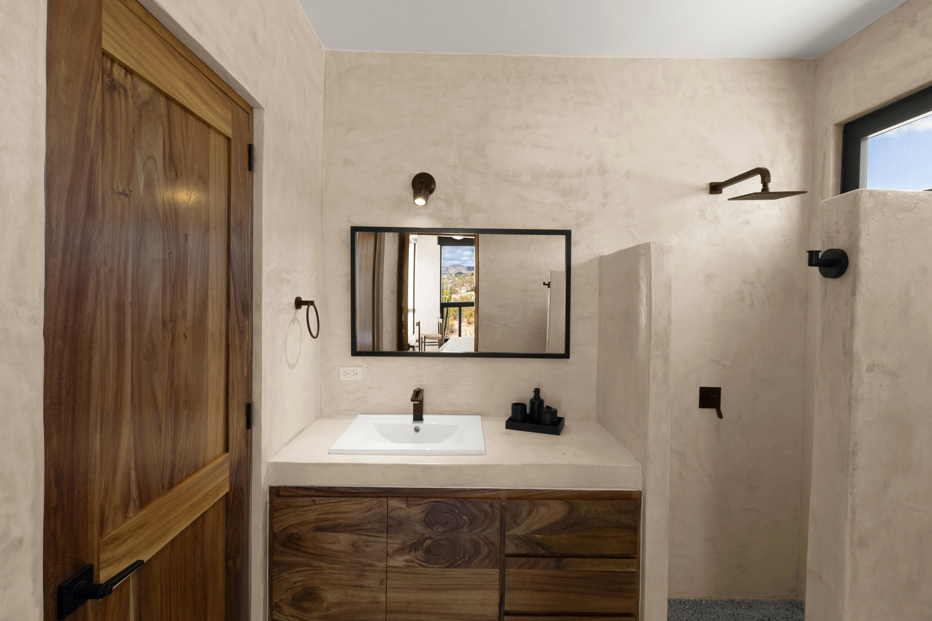 MLS #25-1080 image #21