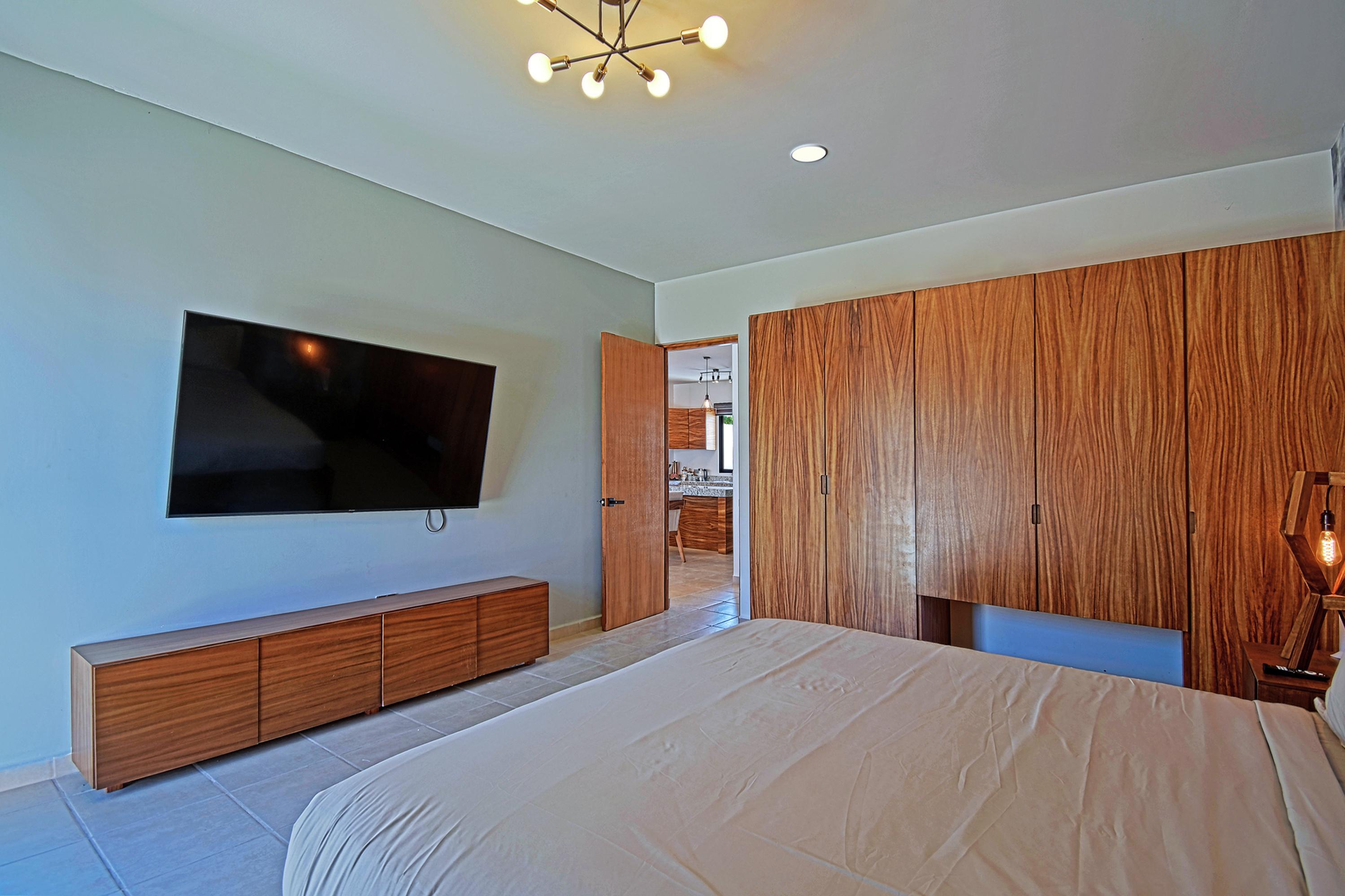 MLS #25-1124 image #14