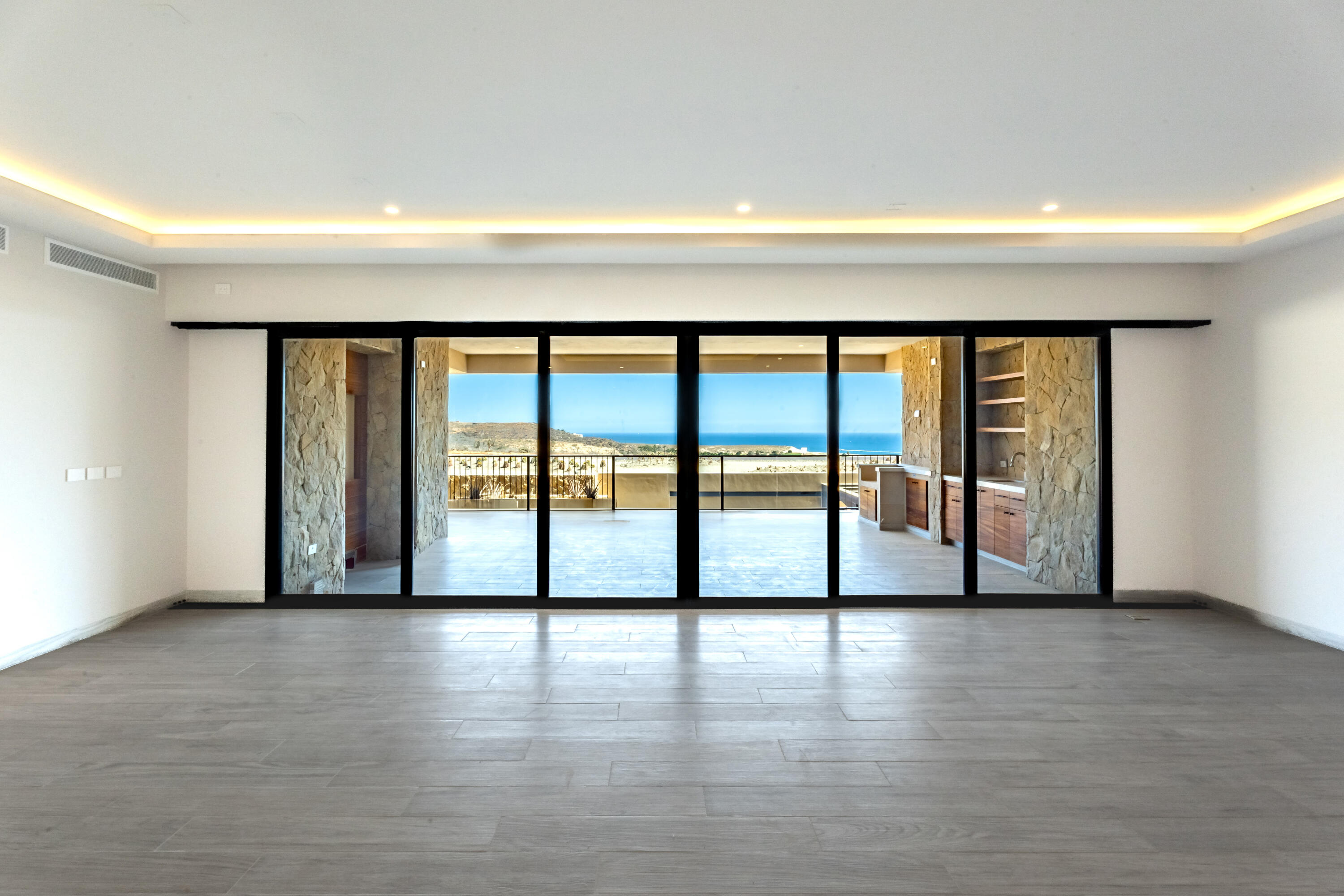 MLS #25-1169 image #13